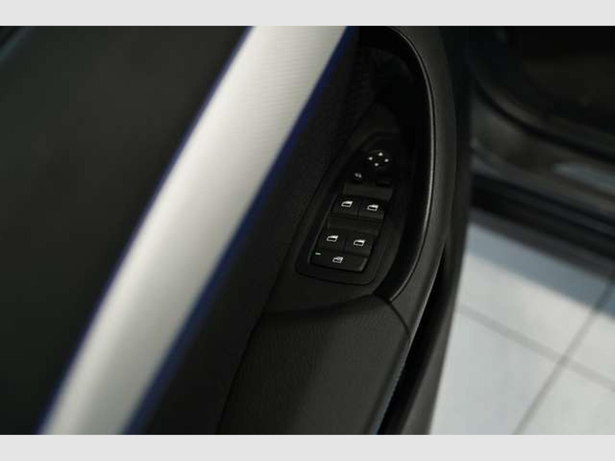 BMW X1 xD 20 d M Sport *2.H *Kamera *CarPlay *Navi (2020) - Photo 23