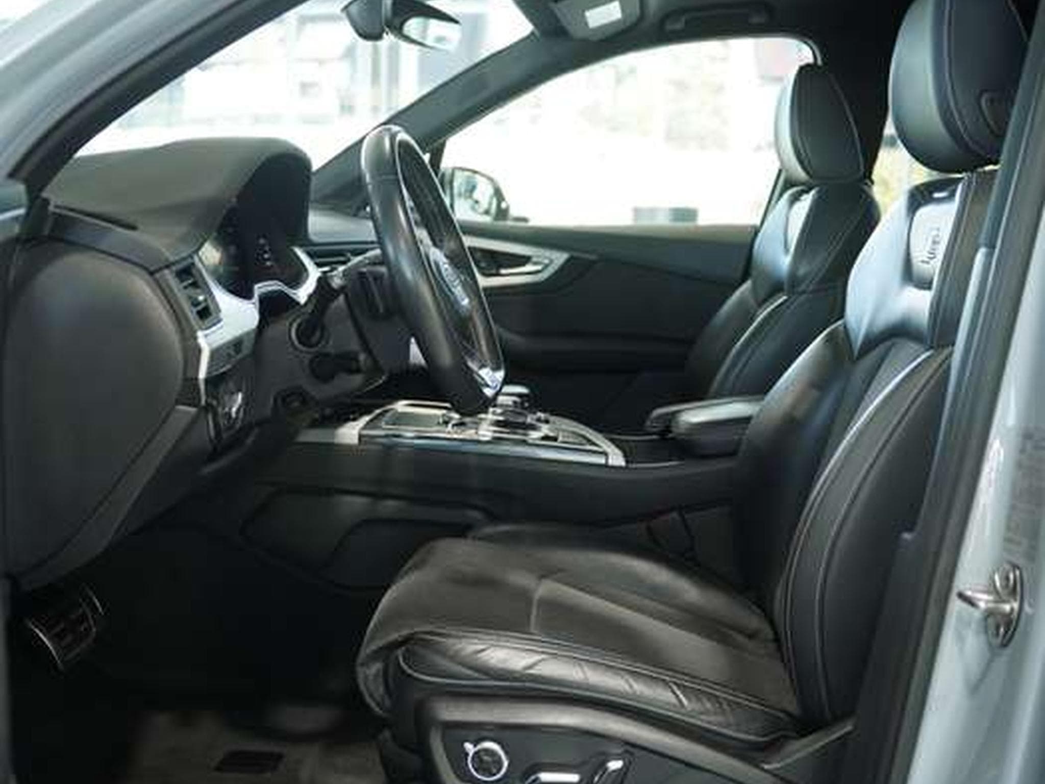 Audi SQ7 4.0 TDI q. *2.H *20 *7-Sitze *Pano *Virtual (2018) - Foto 25