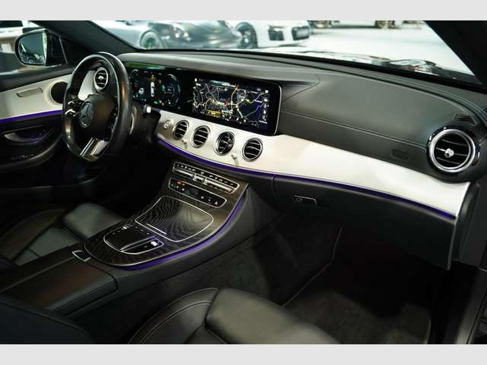 Mercedes E 300 de 4M Limousine AMG Line 2.H *Pano *Night (2021) - Photo 18