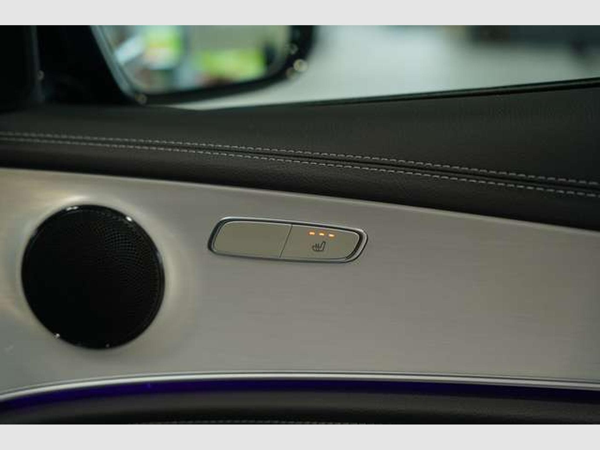 Mercedes E 300 de 4M Limousine AMG Line 2.H *Pano *Night (2021) - Photo 21