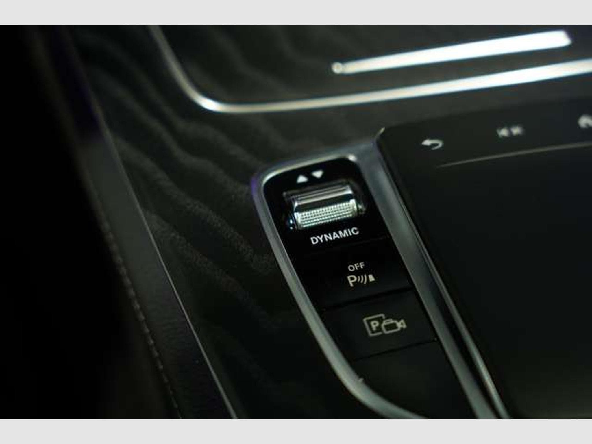 Mercedes E 300 de 4M Limousine AMG Line 2.H *Pano *Night (2021) - Photo 30