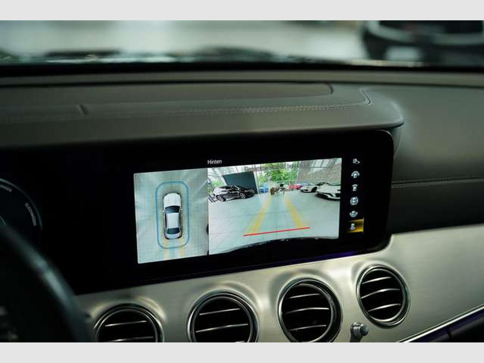 Mercedes E 300 de 4M Limousine AMG Line 2.H *Pano *Night (2021) - Photo 32