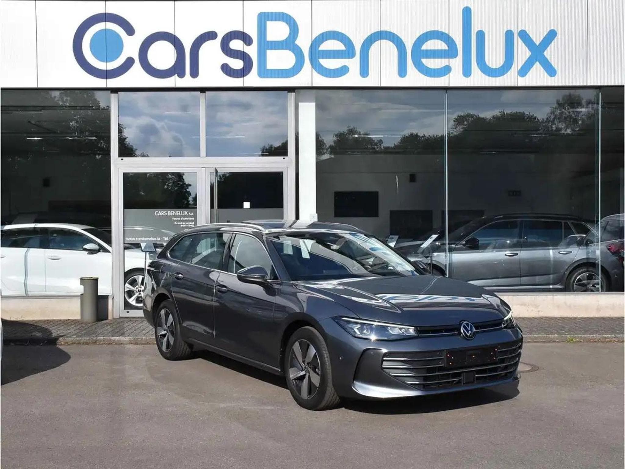 VW Passat (2025) - Foto 1