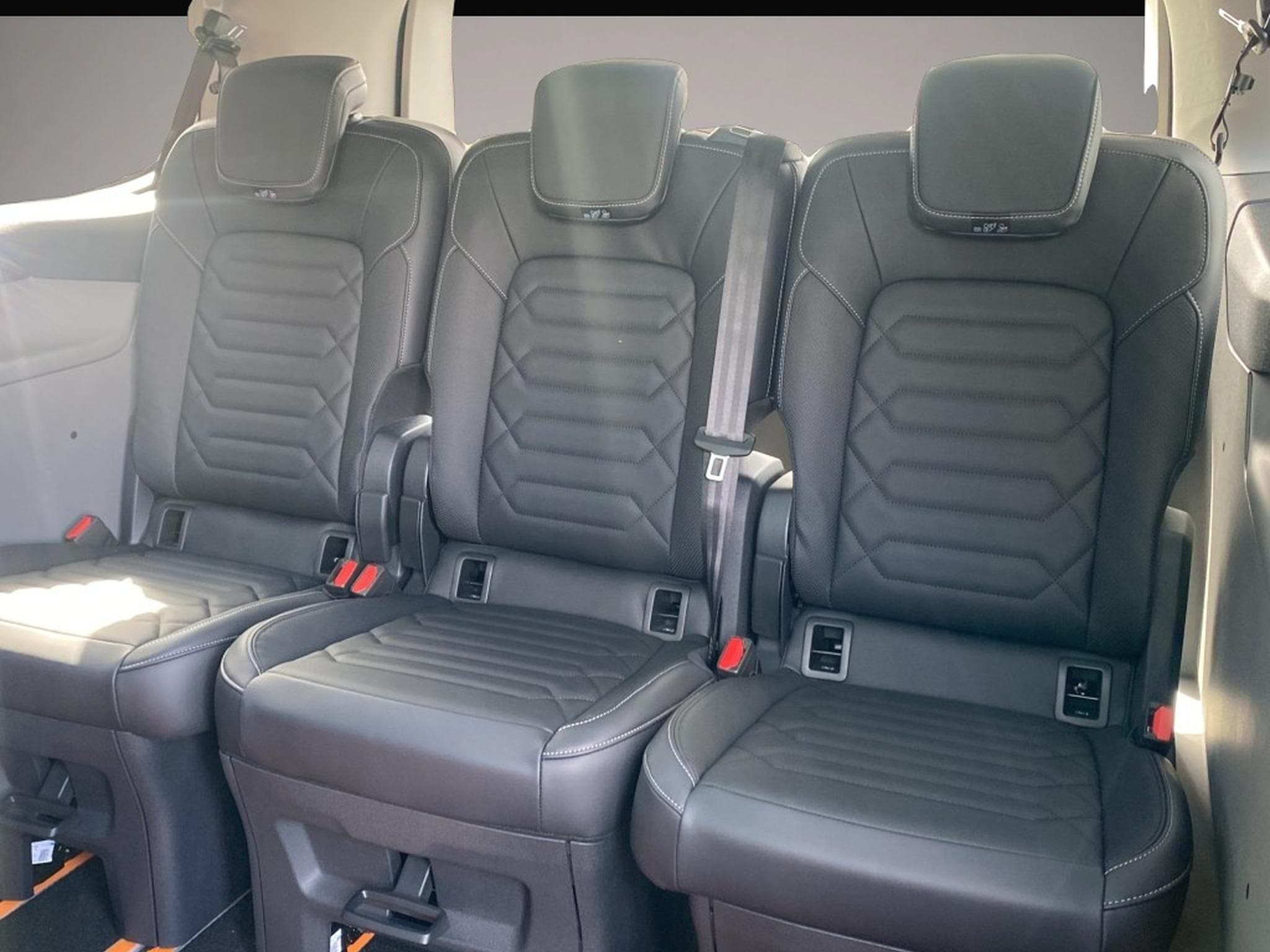 Ford Tourneo (2026) - Foto 7