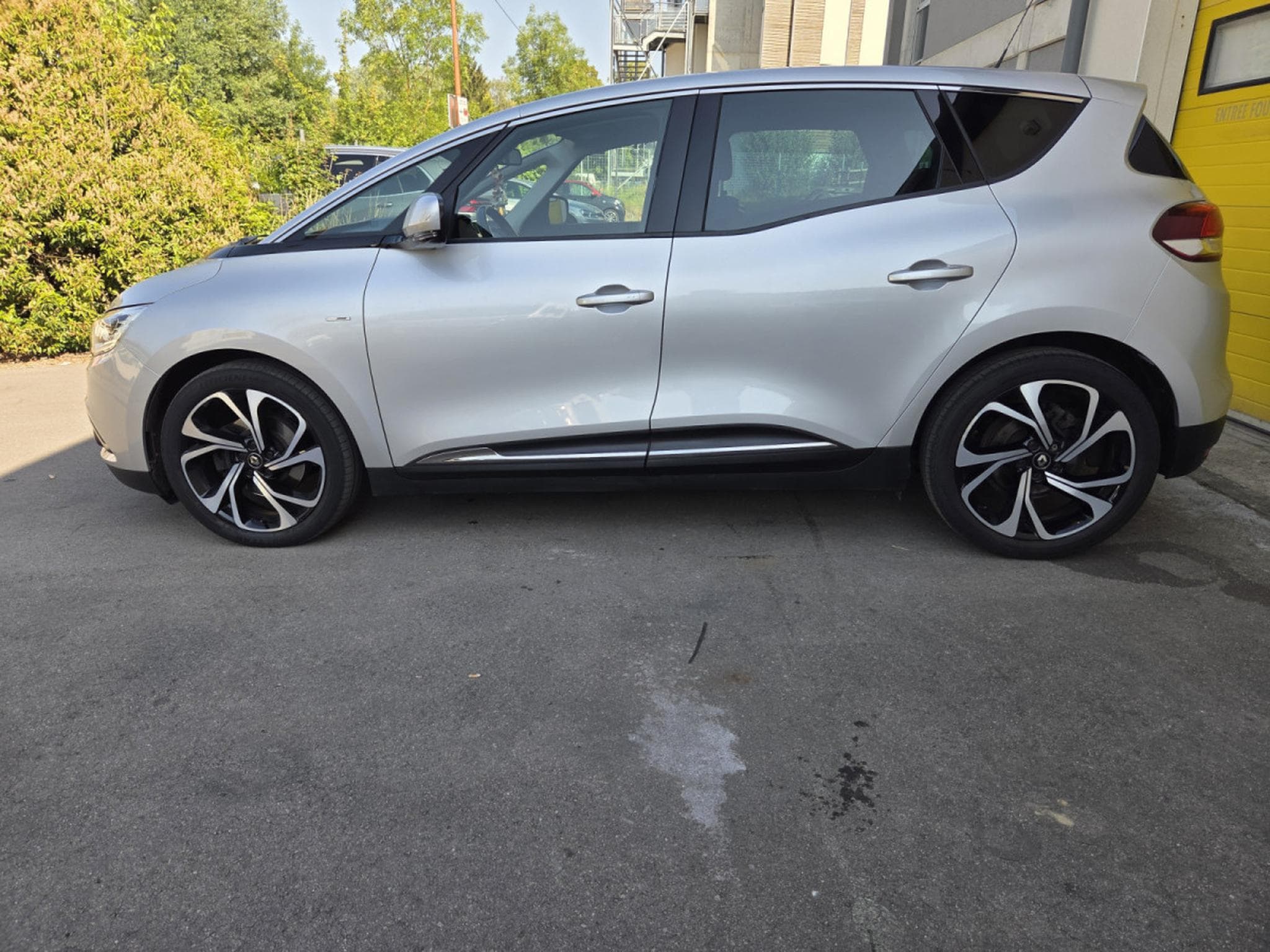 Renault Scenic 1.6 Dci 130 CV Bose Edition Garantie 12 Mois (2018) - Photo 4