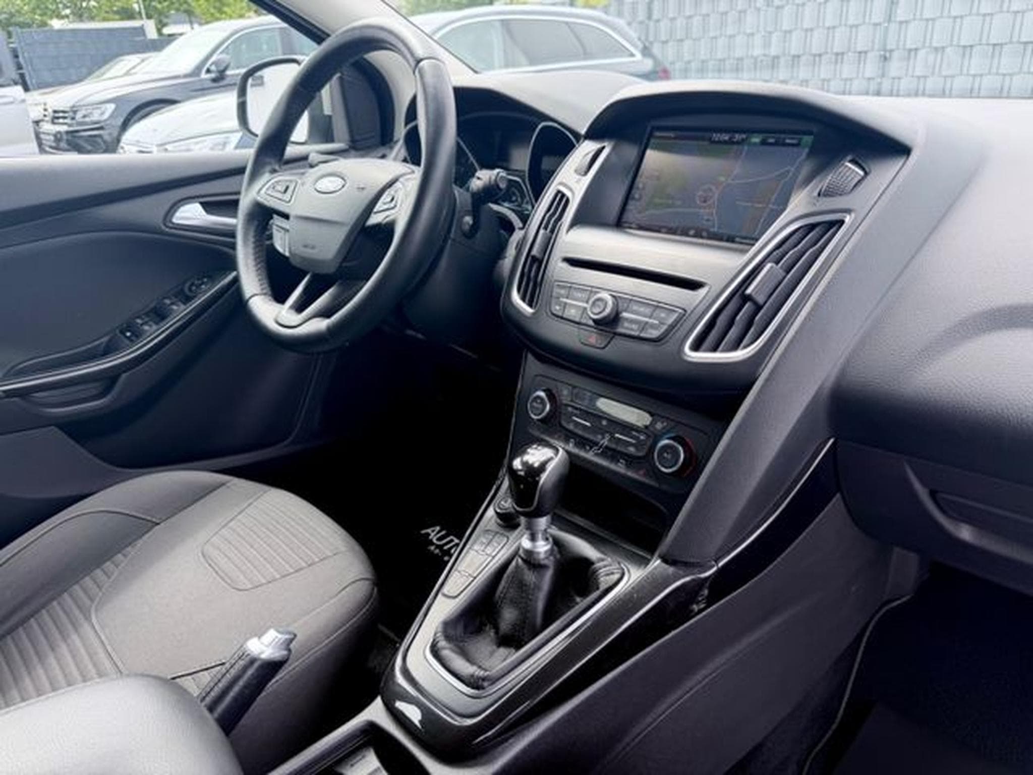 Ford Focus Focus Turnier Titanium 1.5 /NAVI/PDC/GARANTIE/ (2016) - Photo 12