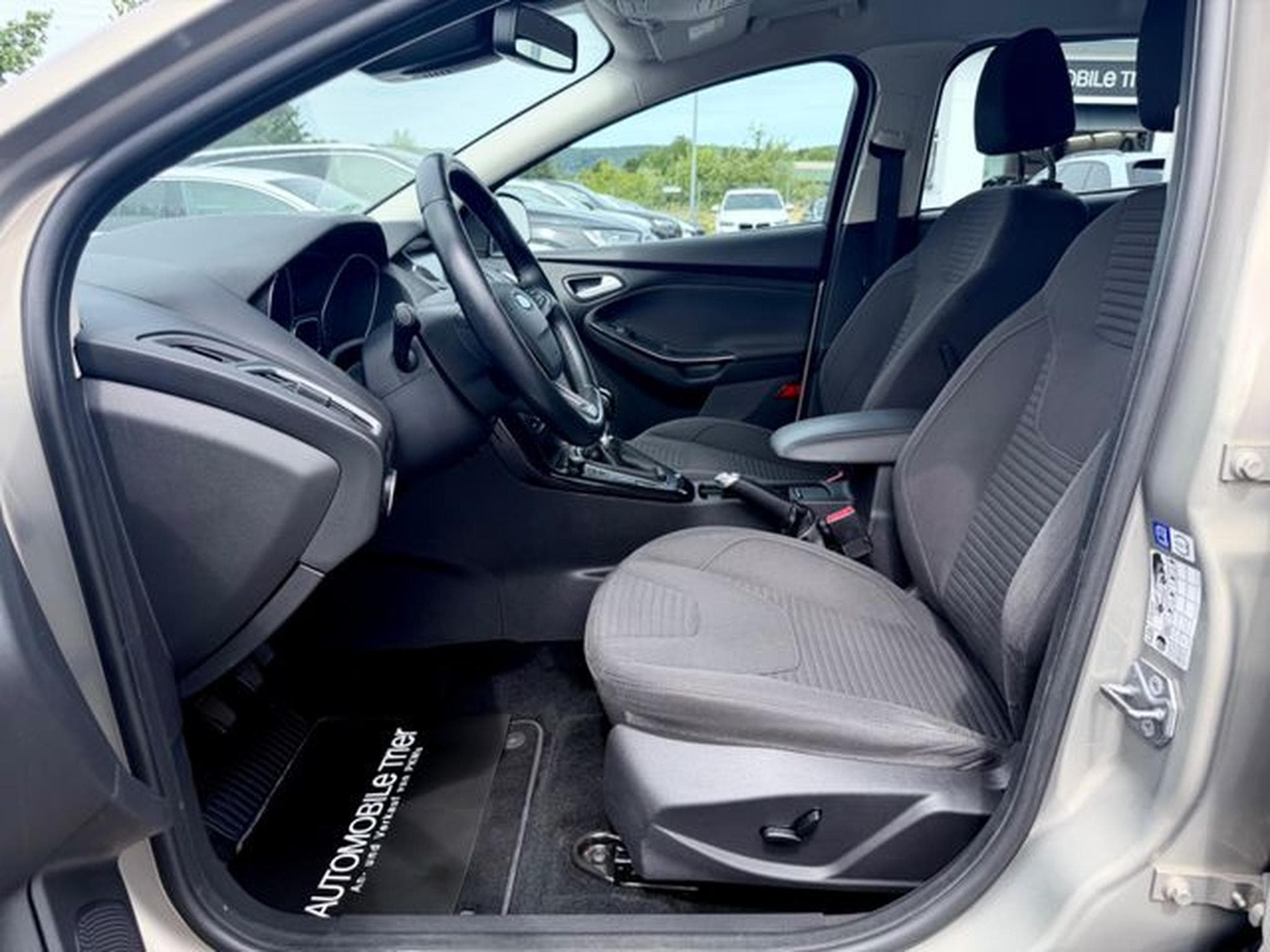Ford Focus Focus Turnier Titanium 1.5 /NAVI/PDC/GARANTIE/ (2016) - Photo 9
