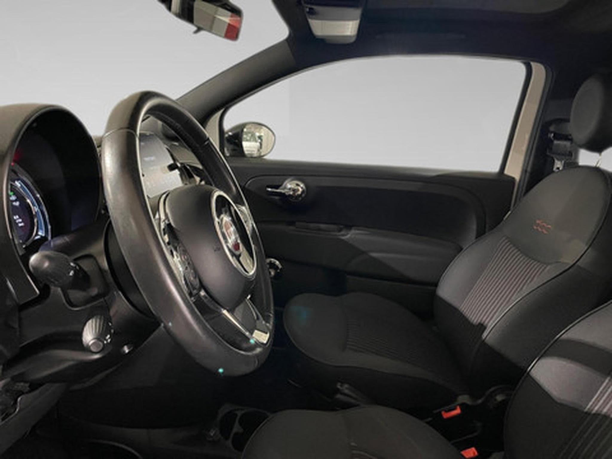 Fiat 500 0.9 Turbo TwinAir 85hp 120th (2019) - Foto 4