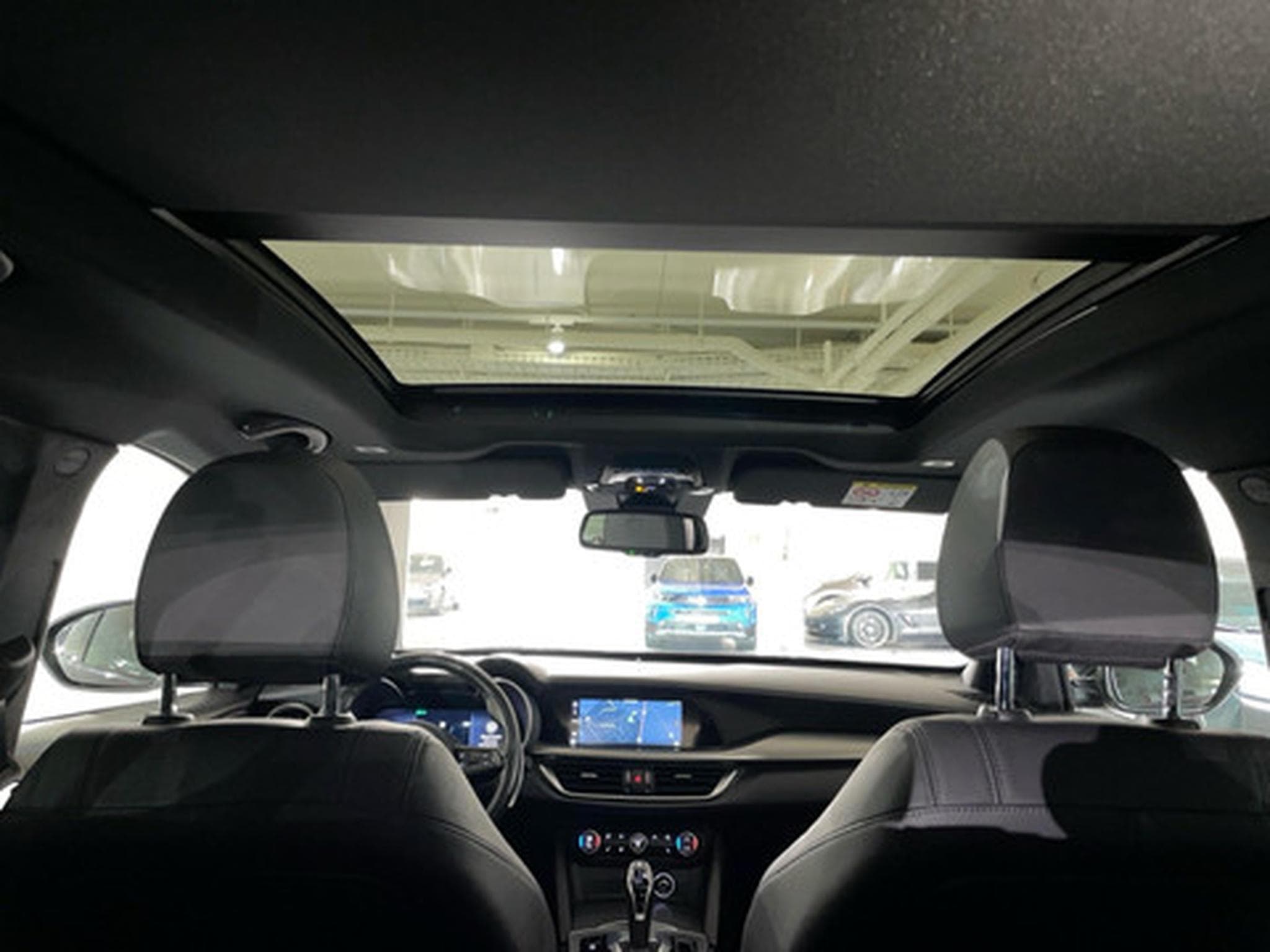 Alfa-Romeo Stelvio 2.2 MJD 210 Q4 Veloce (2023) - Foto 14