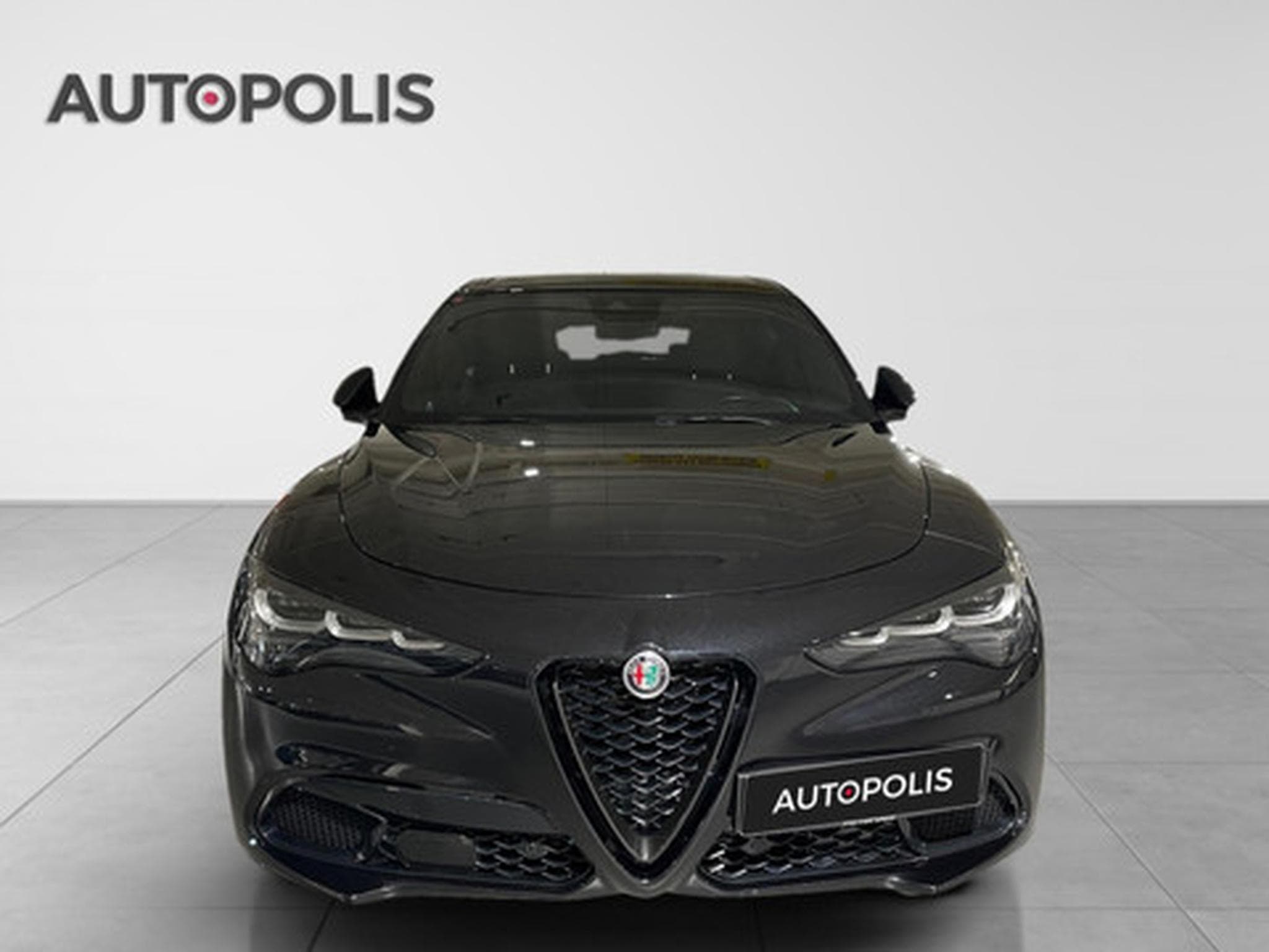 Alfa-Romeo Stelvio 2.2 MJD 210 Q4 Veloce (2023) - Foto 16