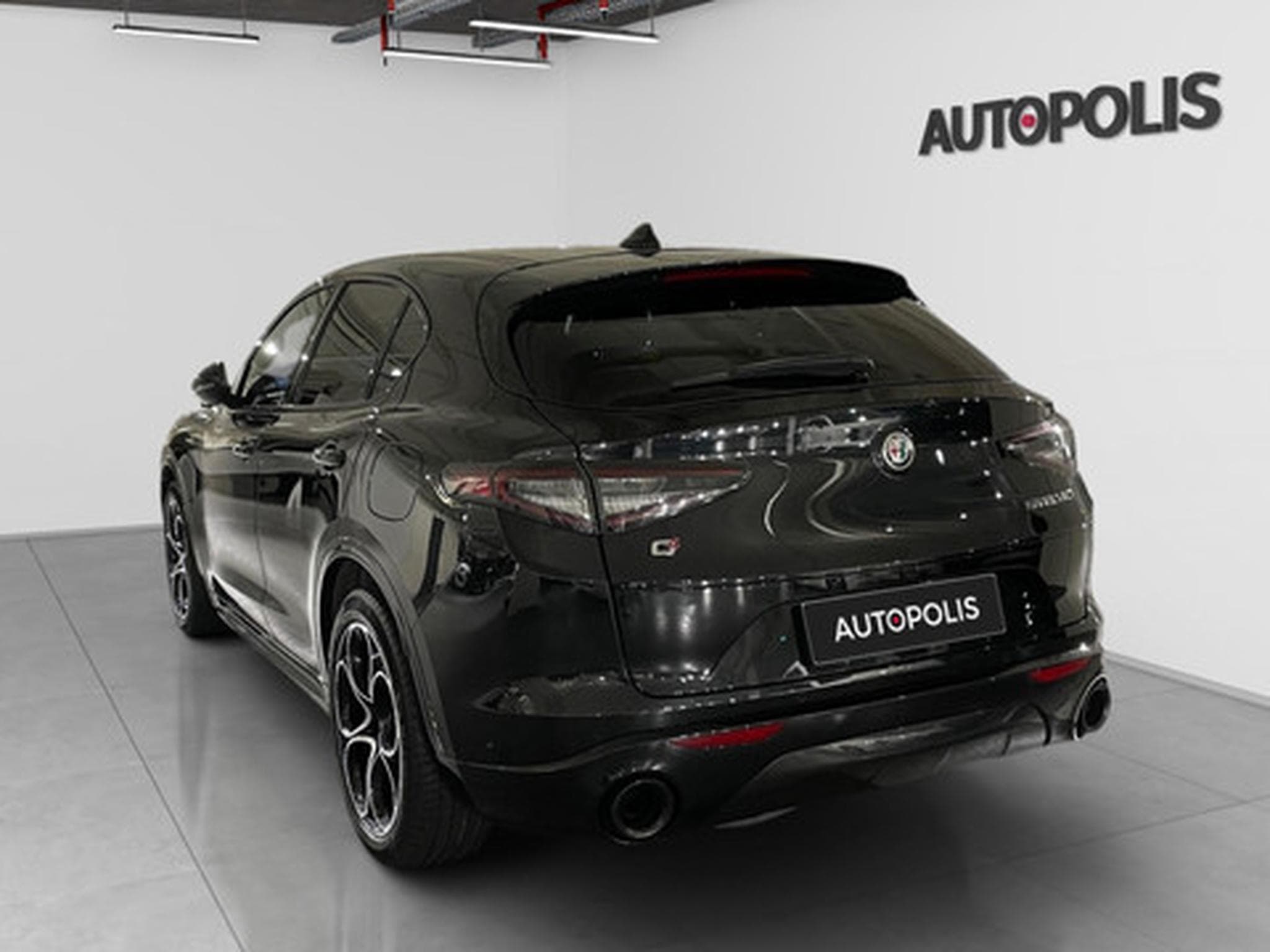Alfa-Romeo Stelvio 2.2 MJD 210 Q4 Veloce (2023) - Foto 20