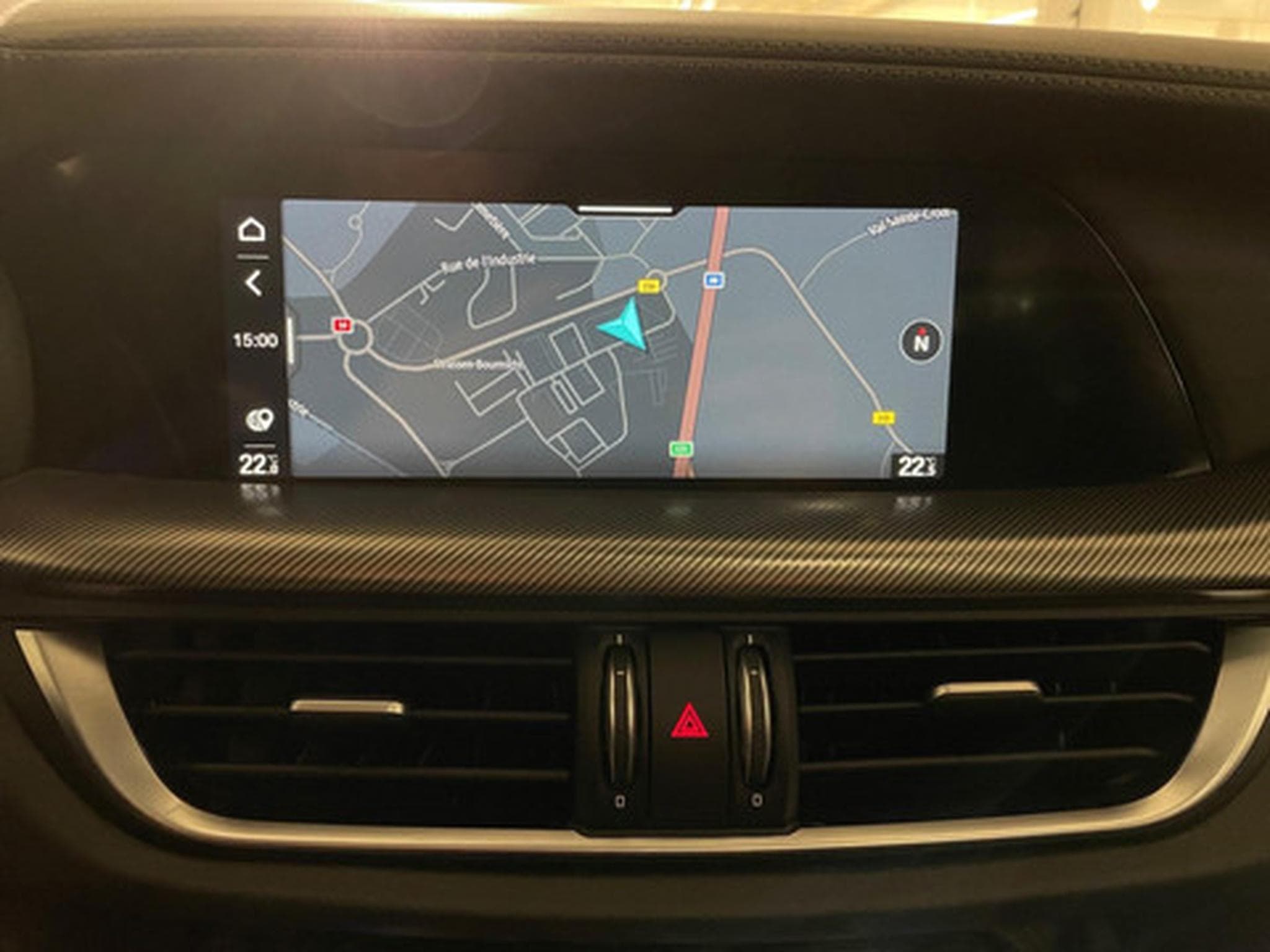 Alfa-Romeo Stelvio 2.2 MJD 210 Q4 Veloce (2023) - Foto 3