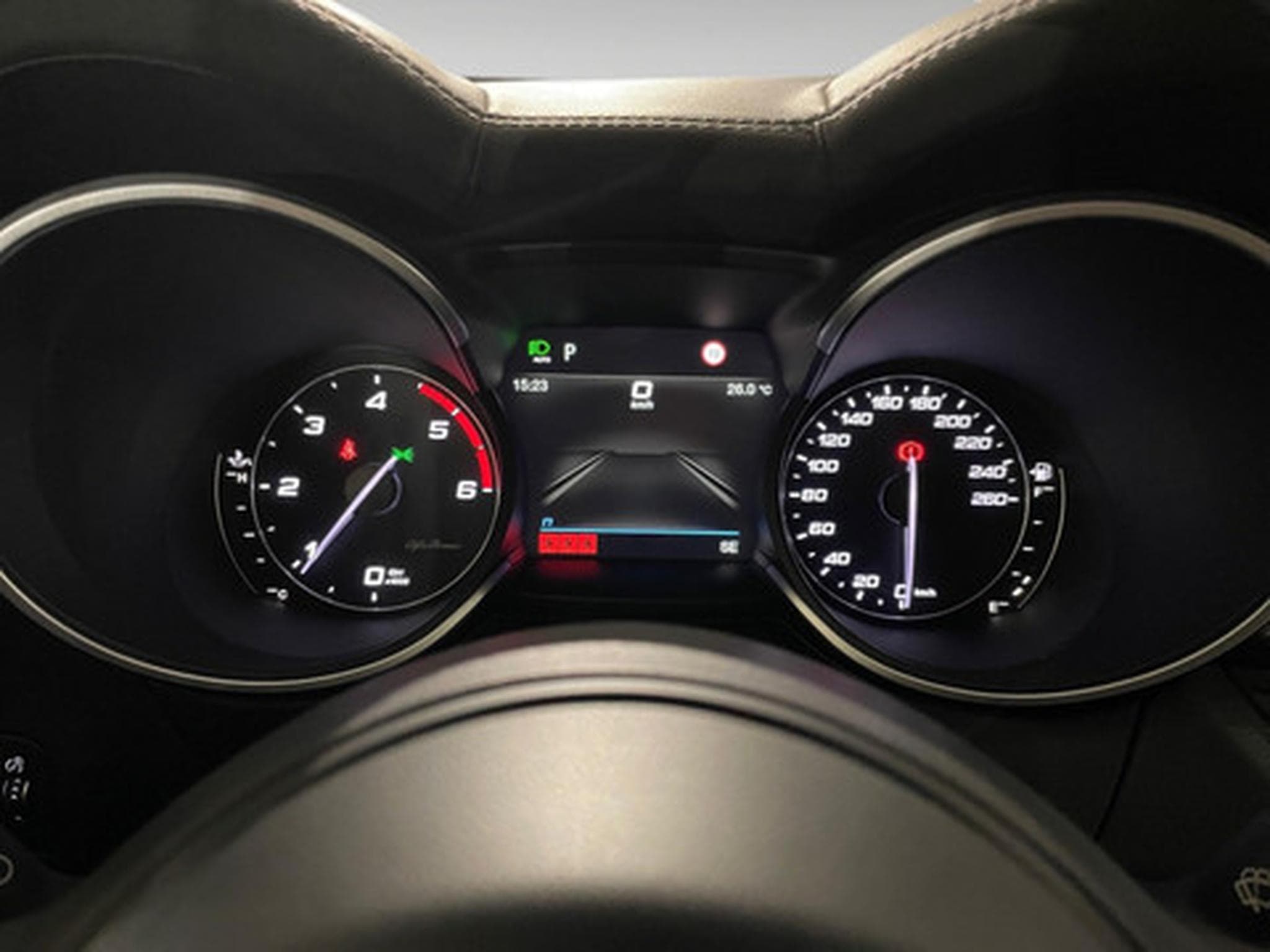 Alfa-Romeo Stelvio 2.1 D 210 Veloce AWD (2021) - Foto 2