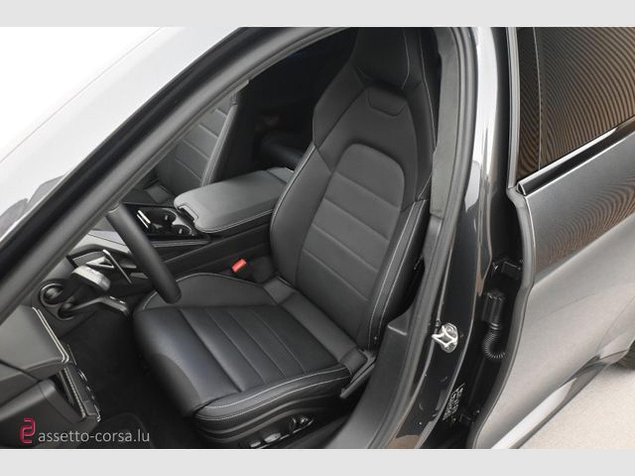 Porsche Panamera Panamera Turbo S E-Hybrid*PCCB*Burmester*Matrix (2025) - Photo 9