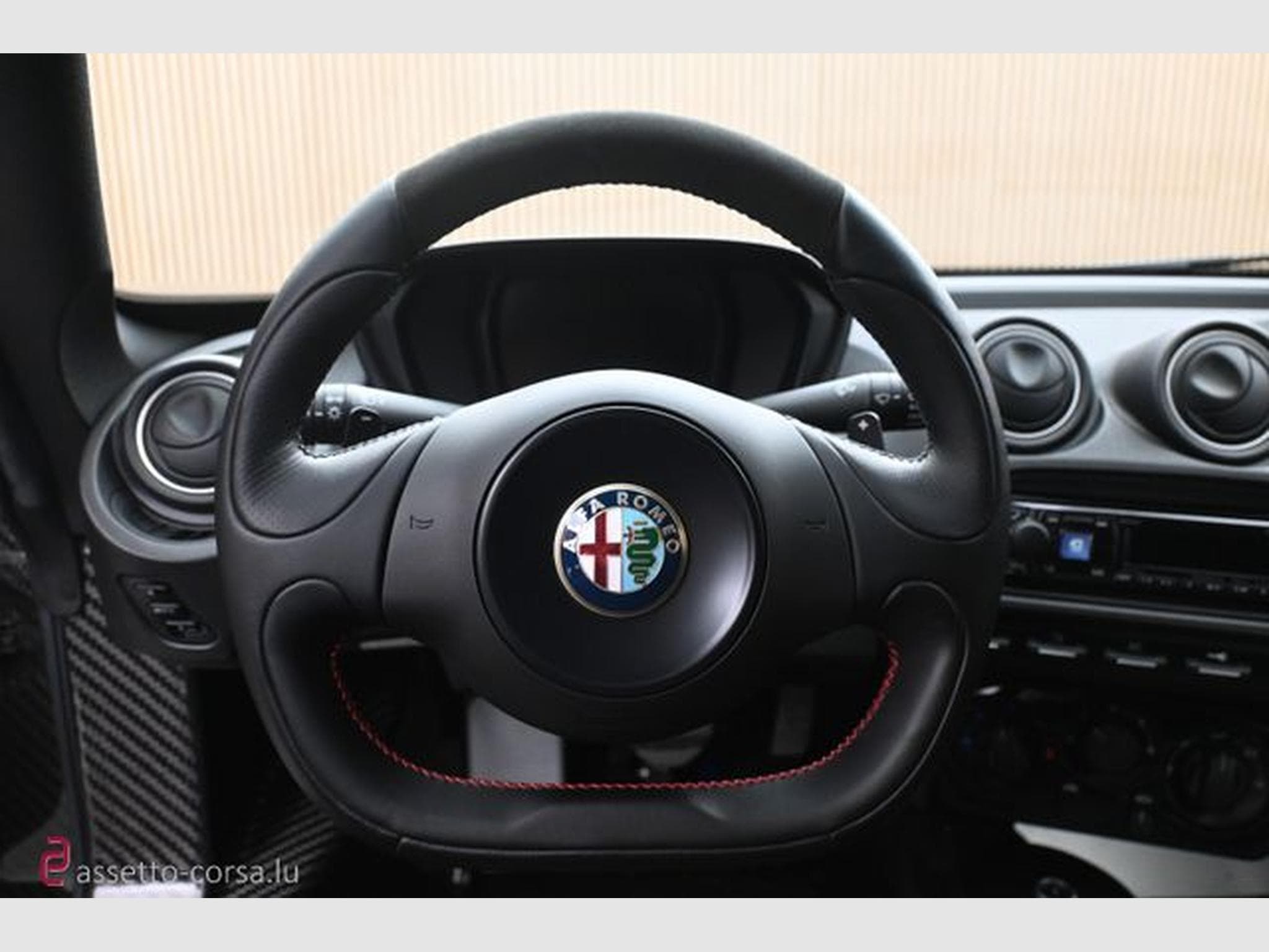 Alfa-Romeo 4C 4C*Carbon*10.379km*Classic Rims* Service history (2019) - Photo 13
