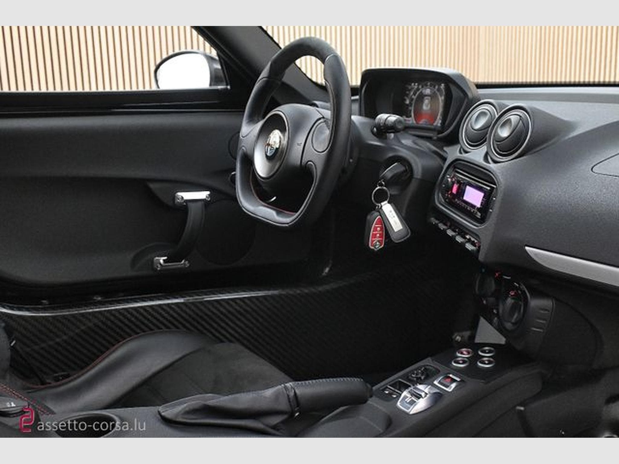 Alfa-Romeo 4C 4C*Carbon*10.379km*Classic Rims* Service history (2019) - Photo 15