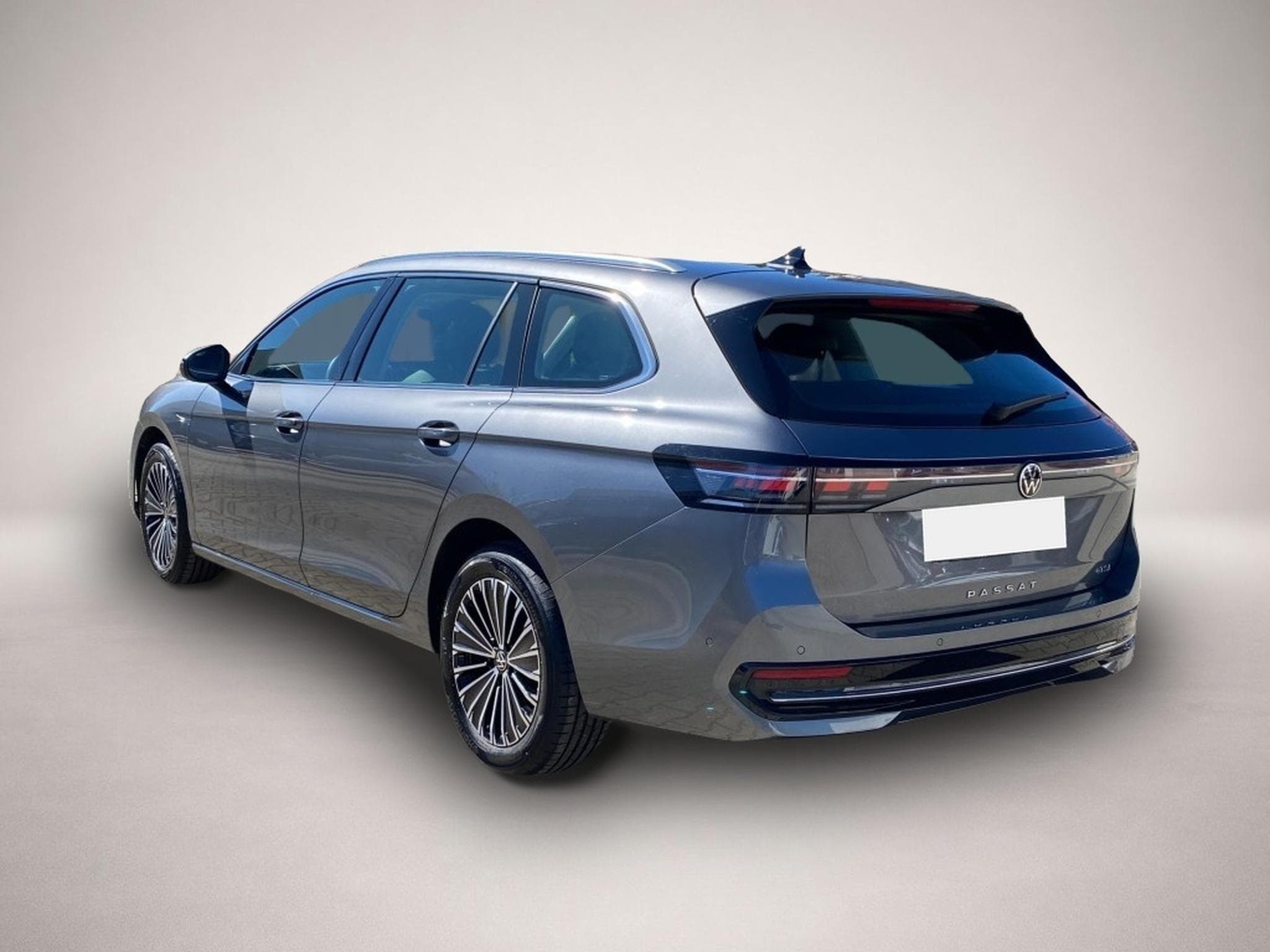 VW Passat (2025) - Photo 4