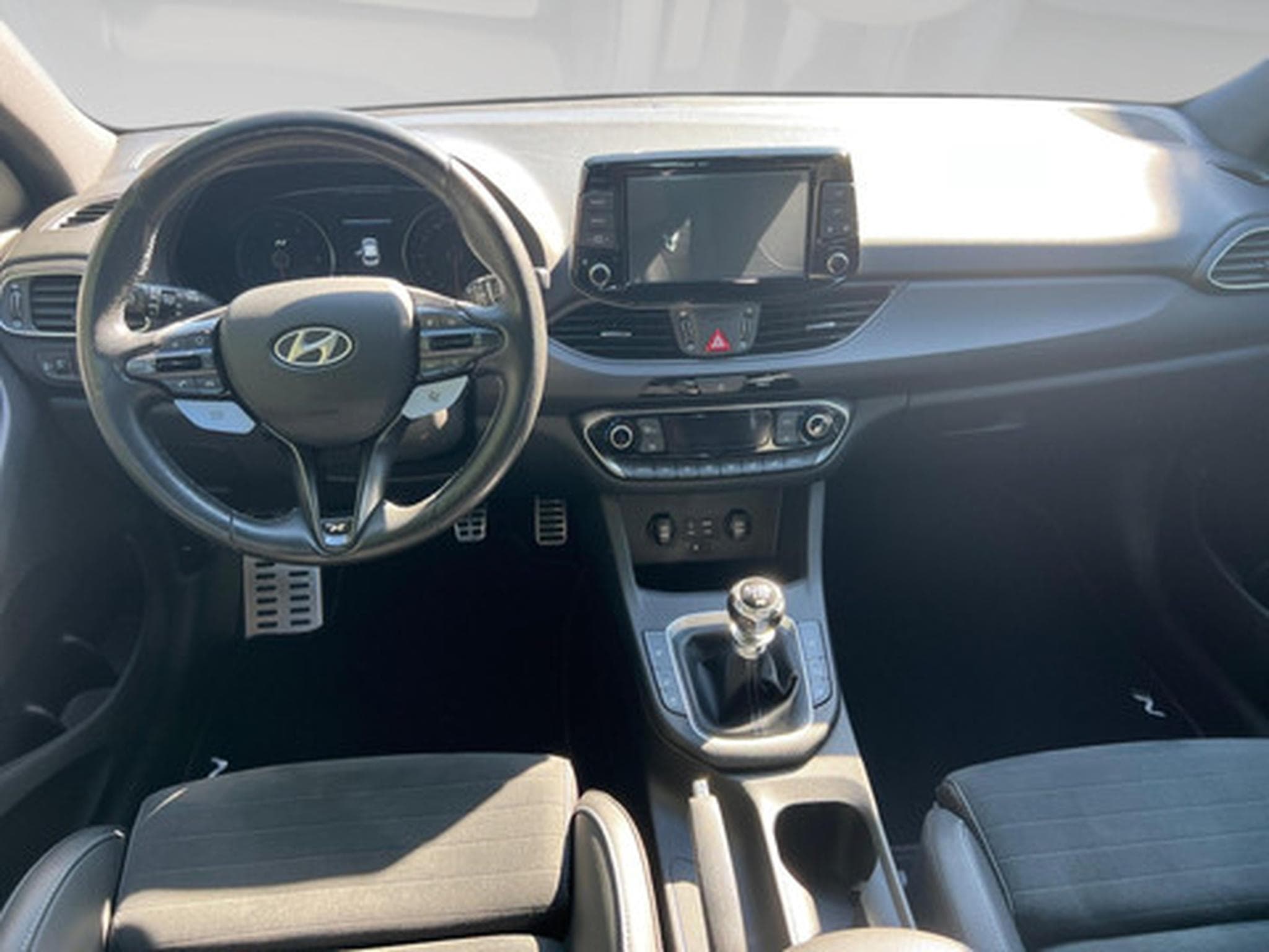 Hyundai i30 N 2.0 T-GDi 202kW N Performance Pack (2018) - Foto 16