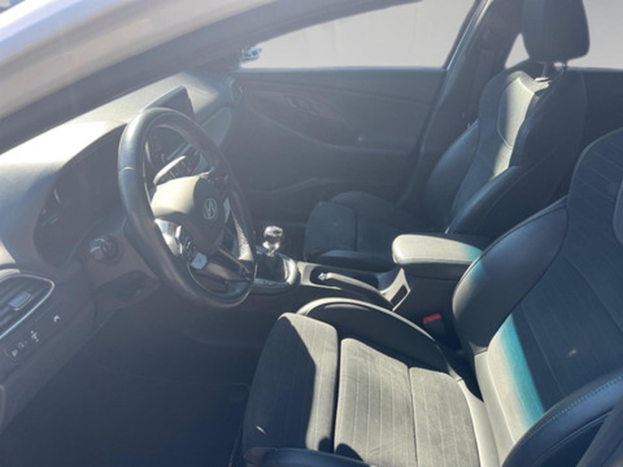 Hyundai i30 N 2.0 T-GDi 202kW N Performance Pack (2018) - Foto 17
