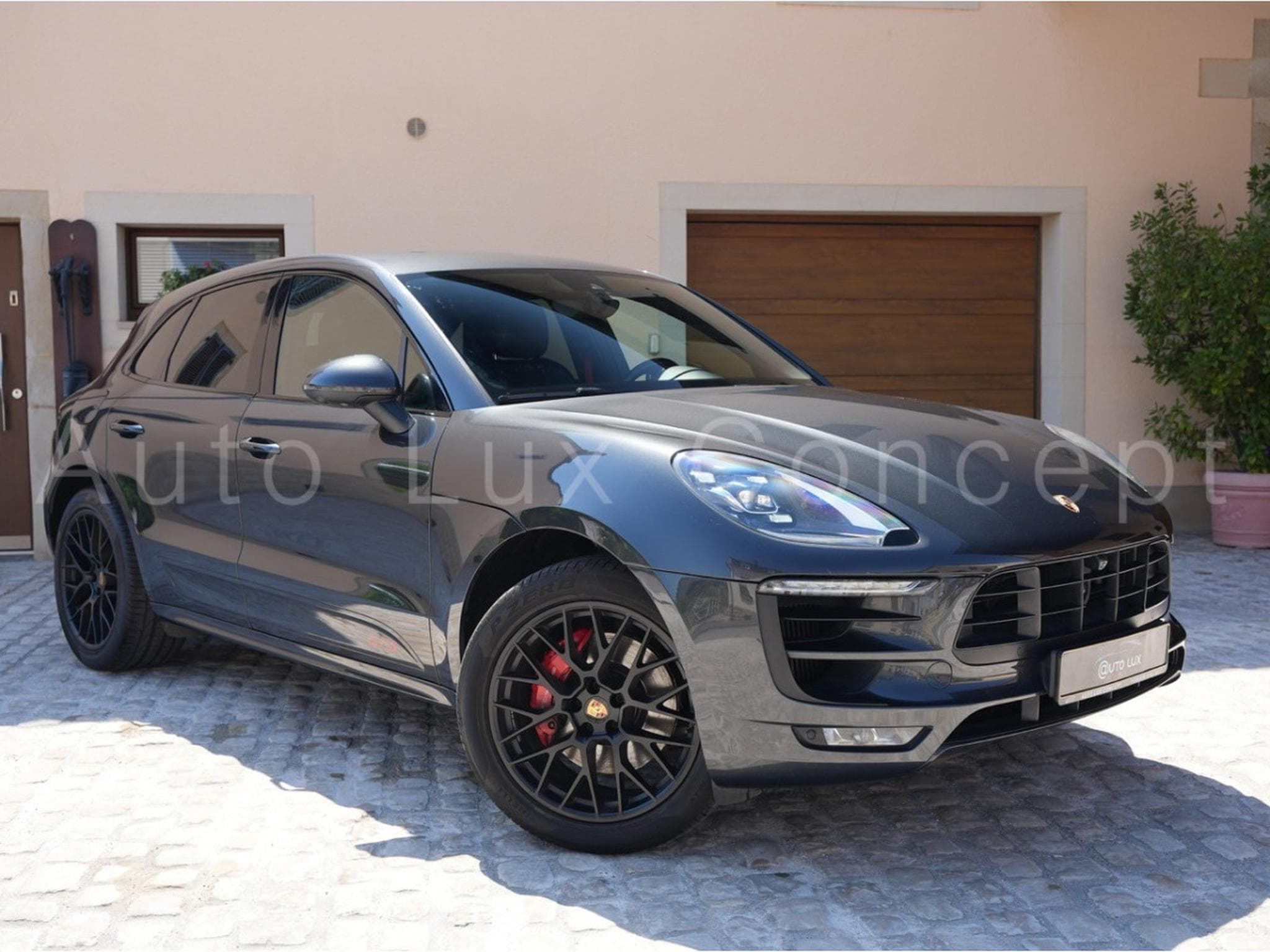 Porsche Macan GTS (2017) - Photo 2