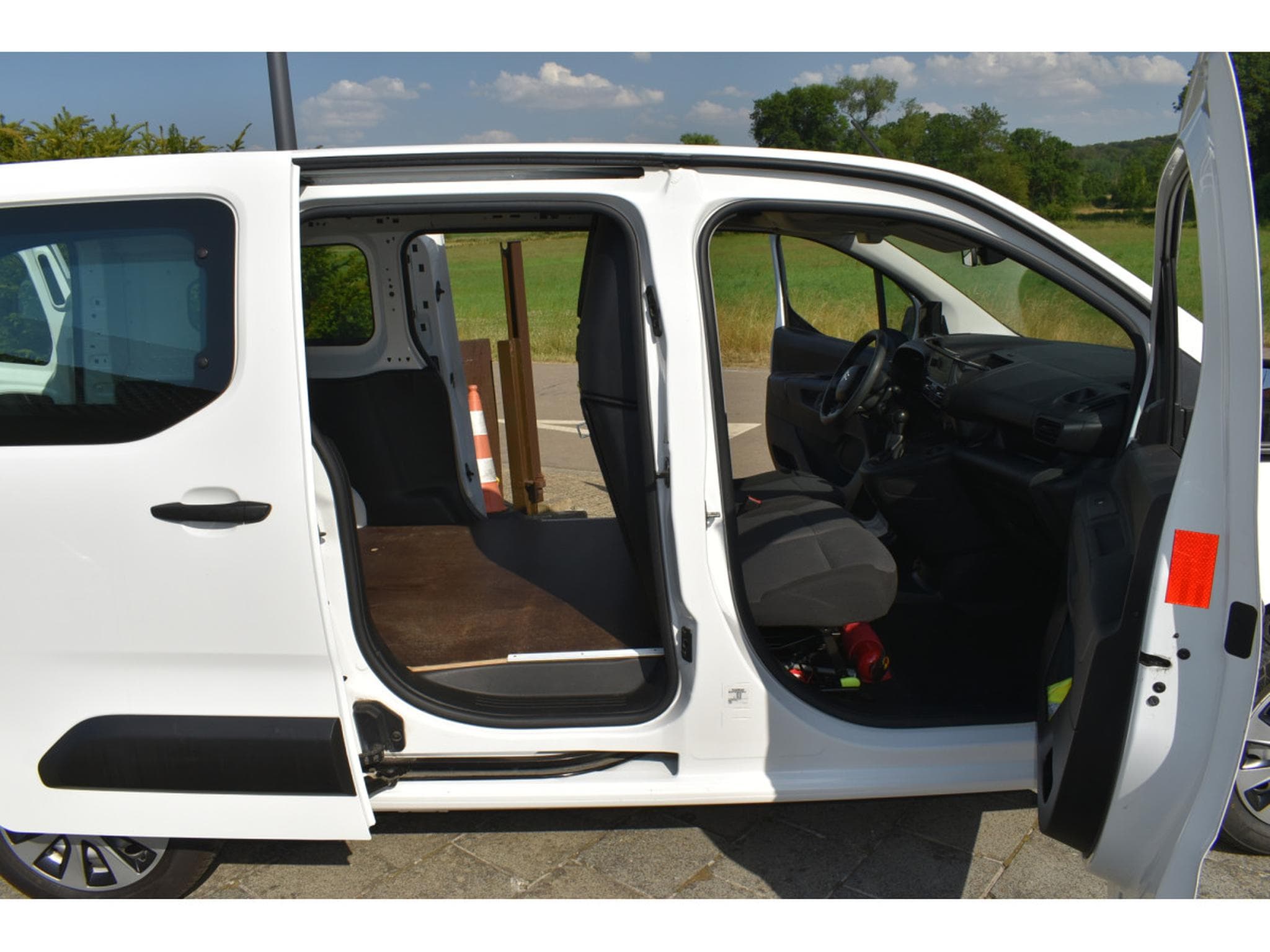 Citroën Berlingo 1,5 DCI Maxi Nouv.Distrib. 3 places très bon état (2021) - Photo 9