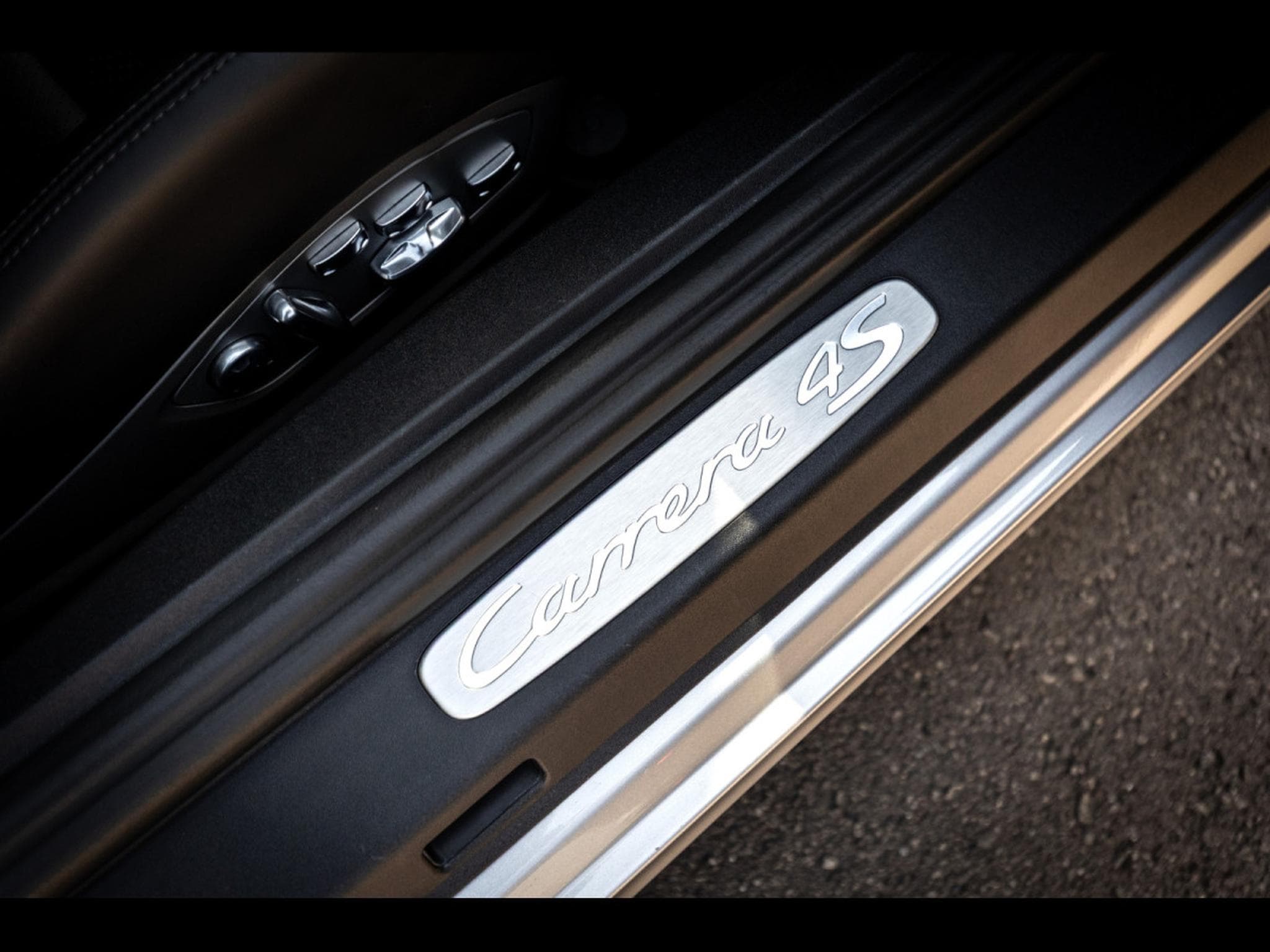 Porsche 911 .1 911 CARRERA 4S COUPE PDK - GT-SILVER (2014) - Photo 14