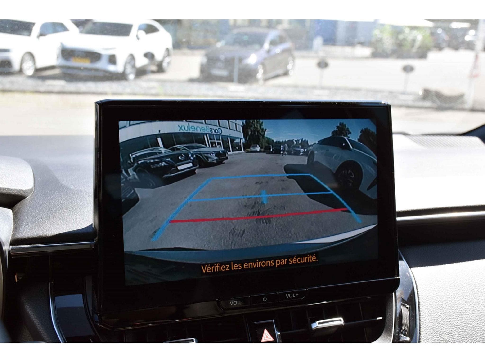 Toyota Corolla Touring Sports 1.8 Hybrid Dynamic e-CVT ACC LANE GPS CAM 1°M (2023) - Photo 12