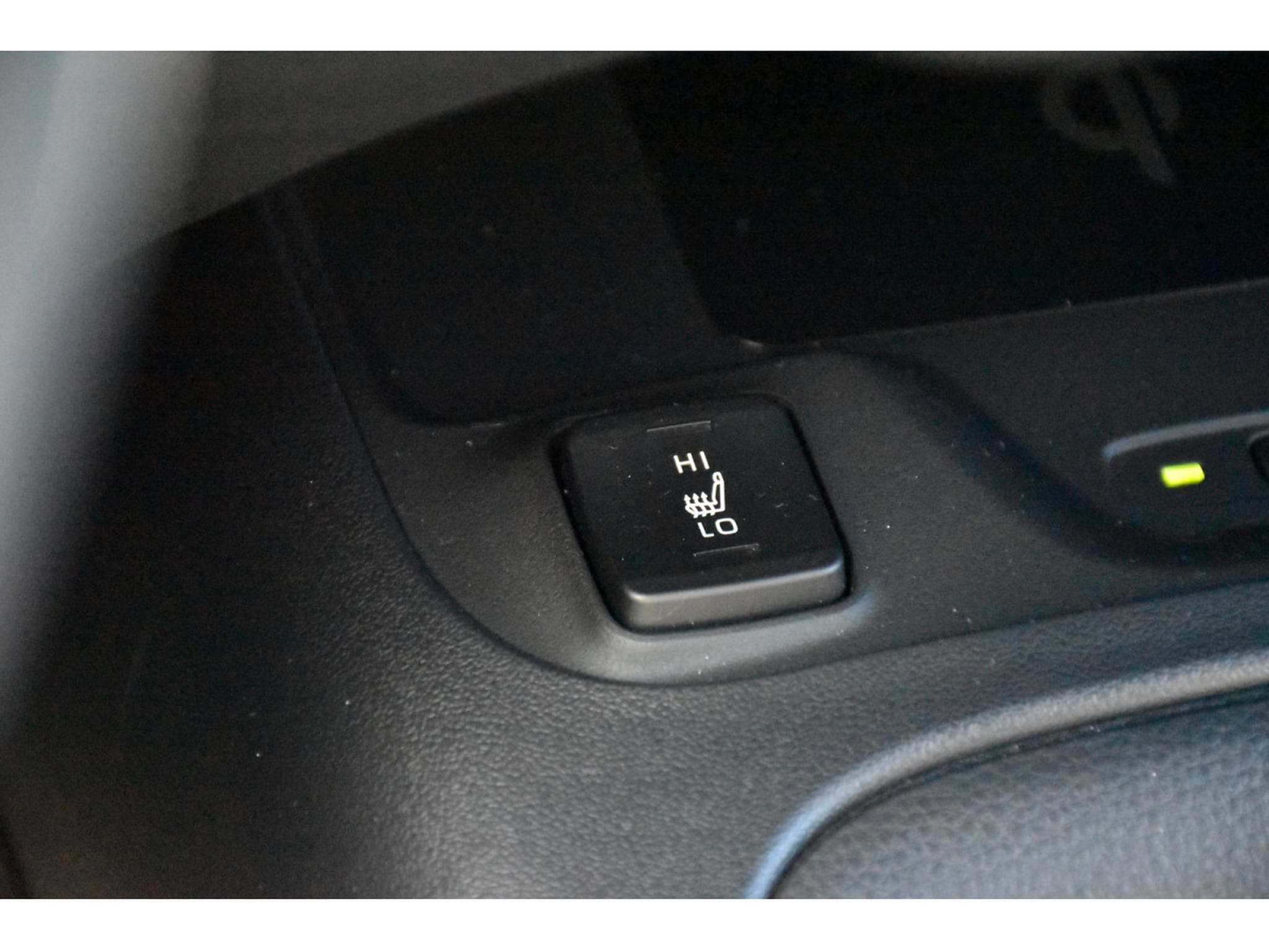 Toyota Corolla Touring Sports 1.8 Hybrid Dynamic e-CVT ACC LANE GPS CAM 1°M (2023) - Photo 13