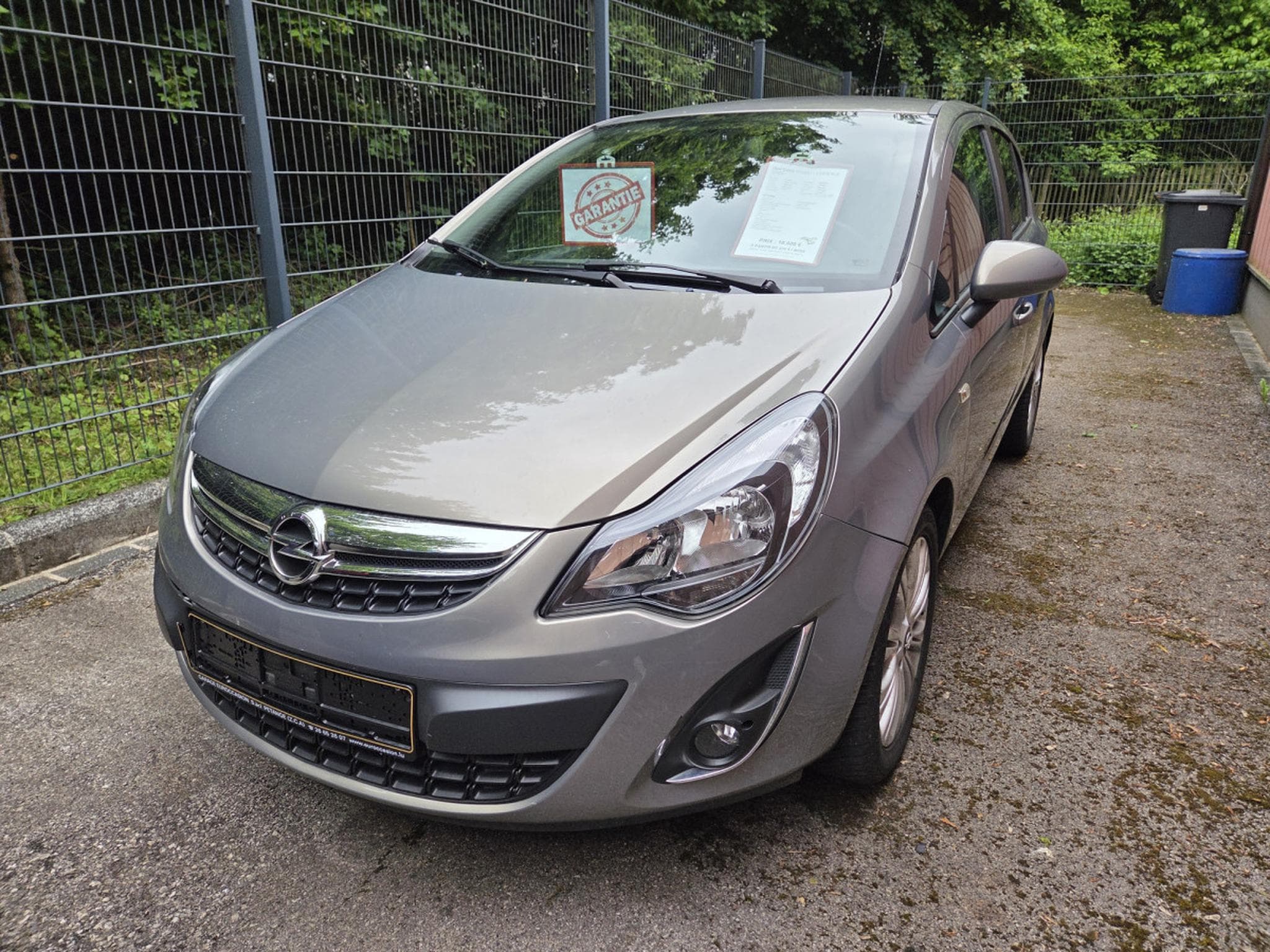 Opel Corsa COSMO 1.4 ESSENCE 101CV (2014) - Photo 1