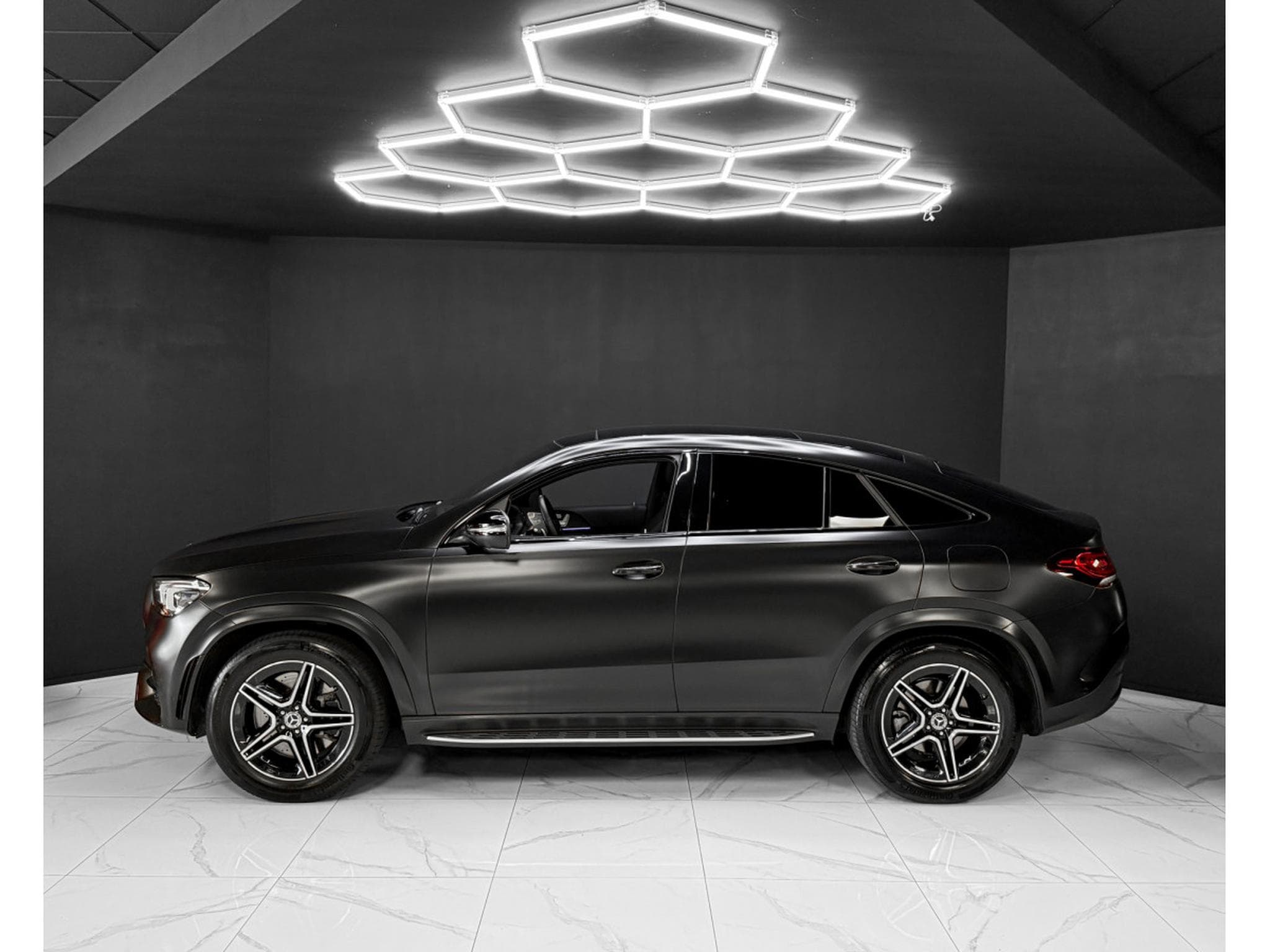 Mercedes GLE 350 de COUPE AMG LINE 4MATIC (2022) - Photo 2
