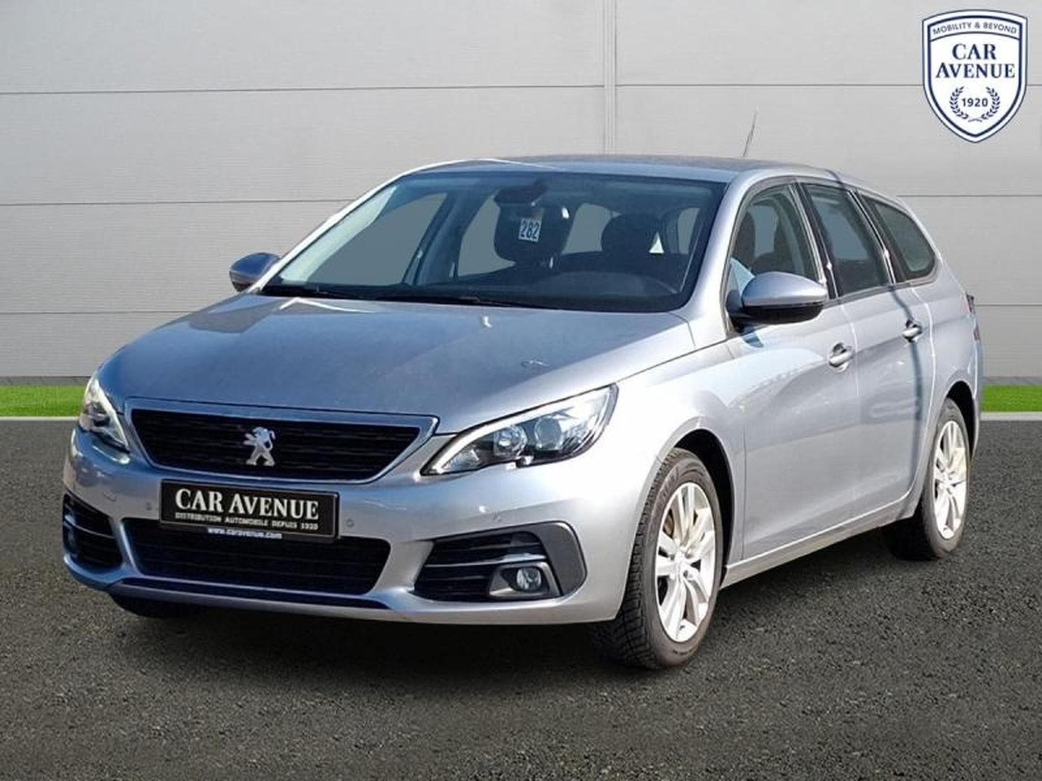 PEUGEOT 308 1.5 BlueHDi 130ch S&S Active (2021) - Photo 1