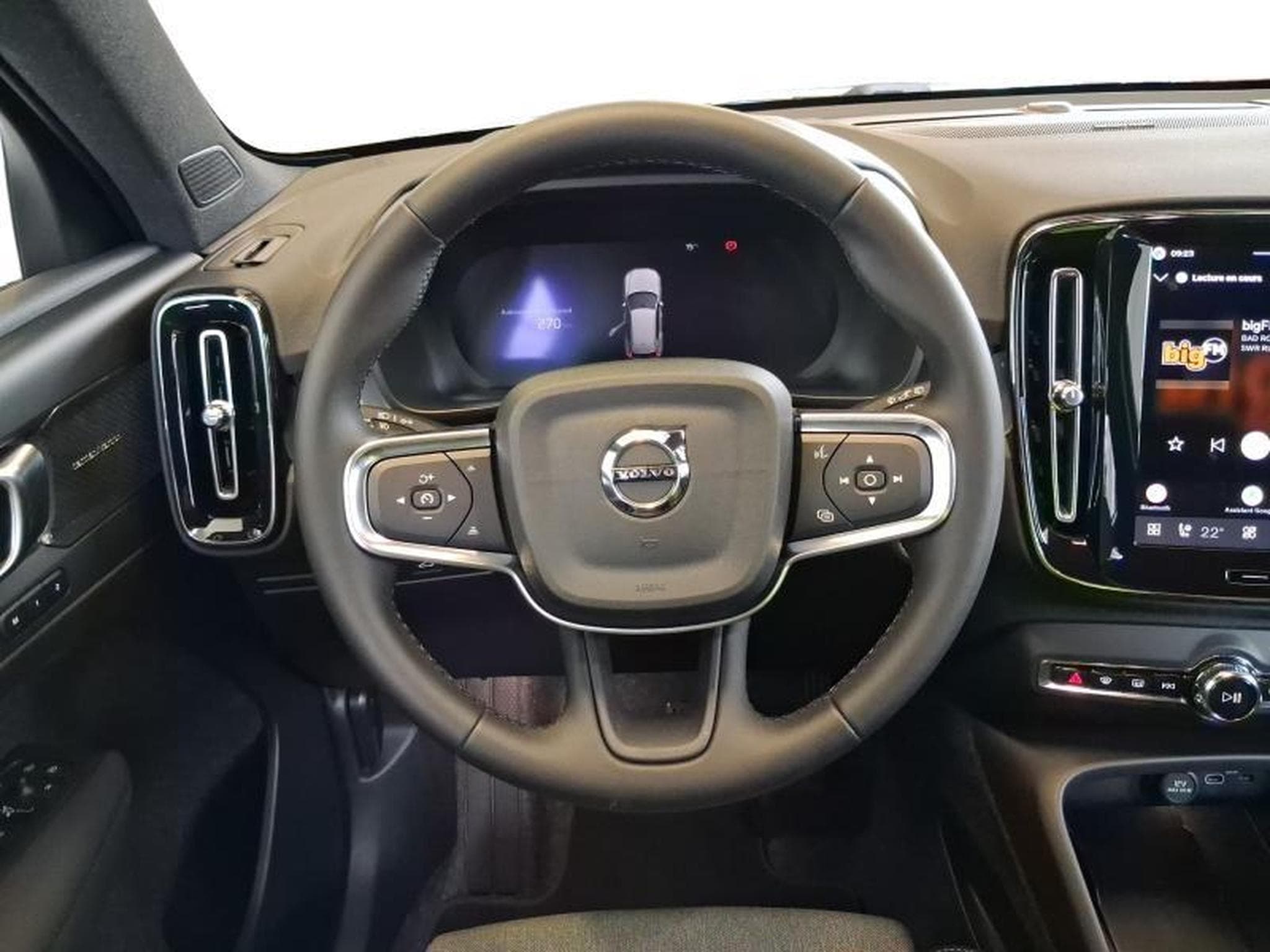 Volvo XC40 Dark (2026) - Foto 12