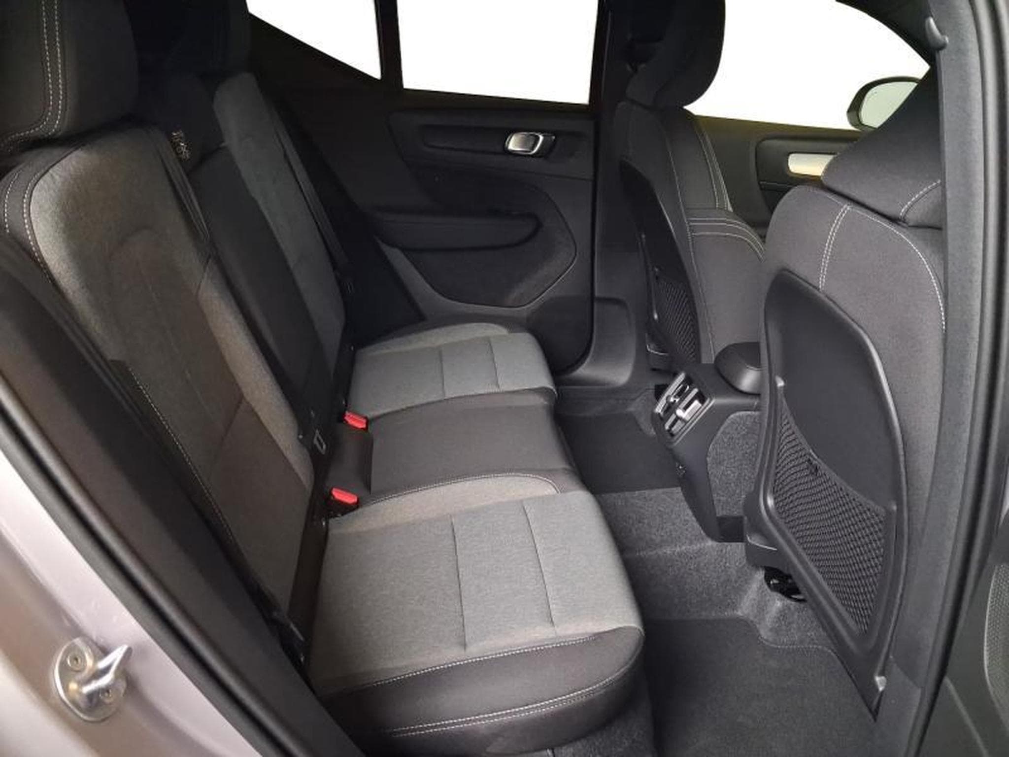 Volvo XC40 Dark (2026) - Foto 15