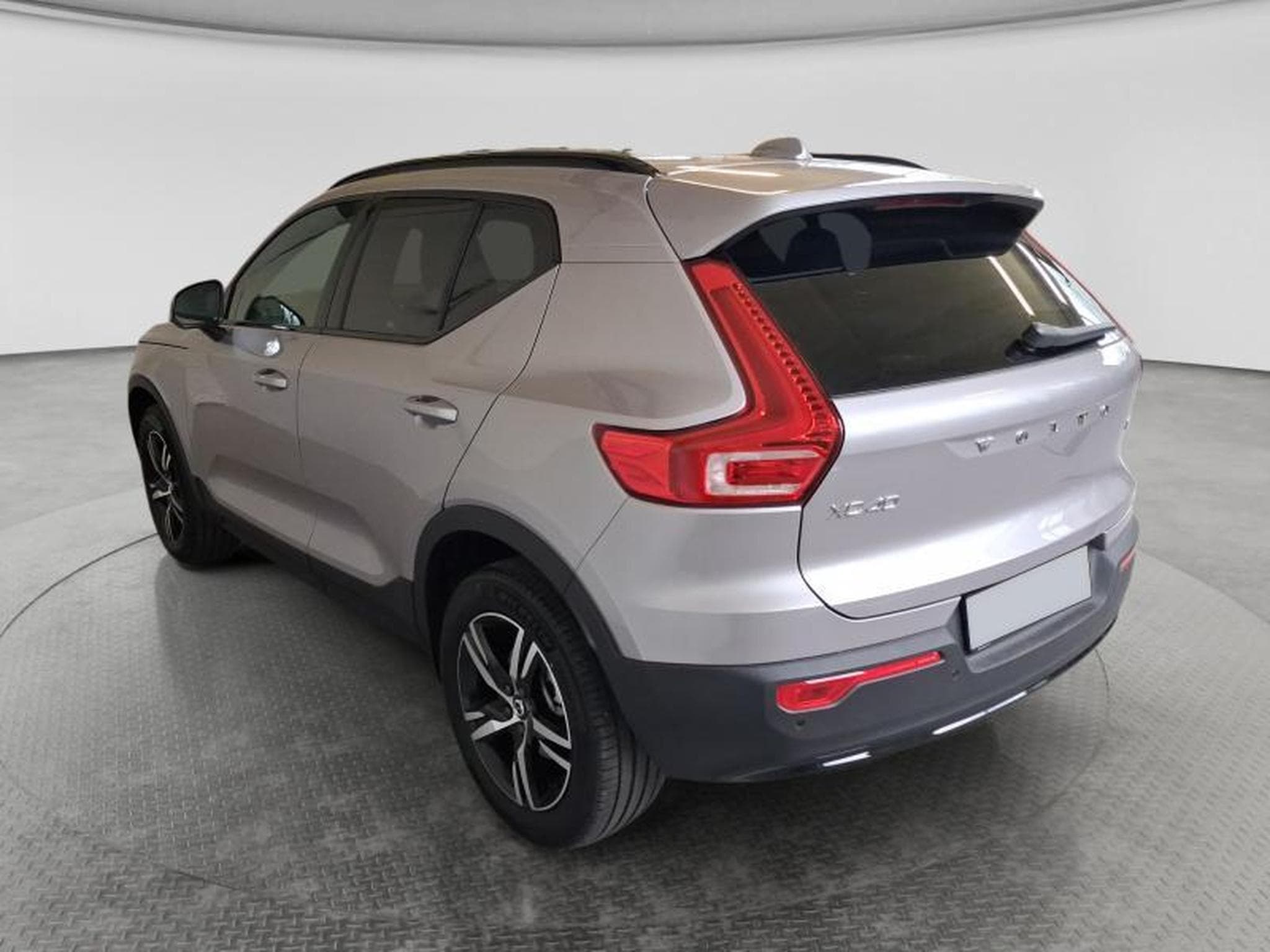 Volvo XC40 Dark (2026) - Foto 17