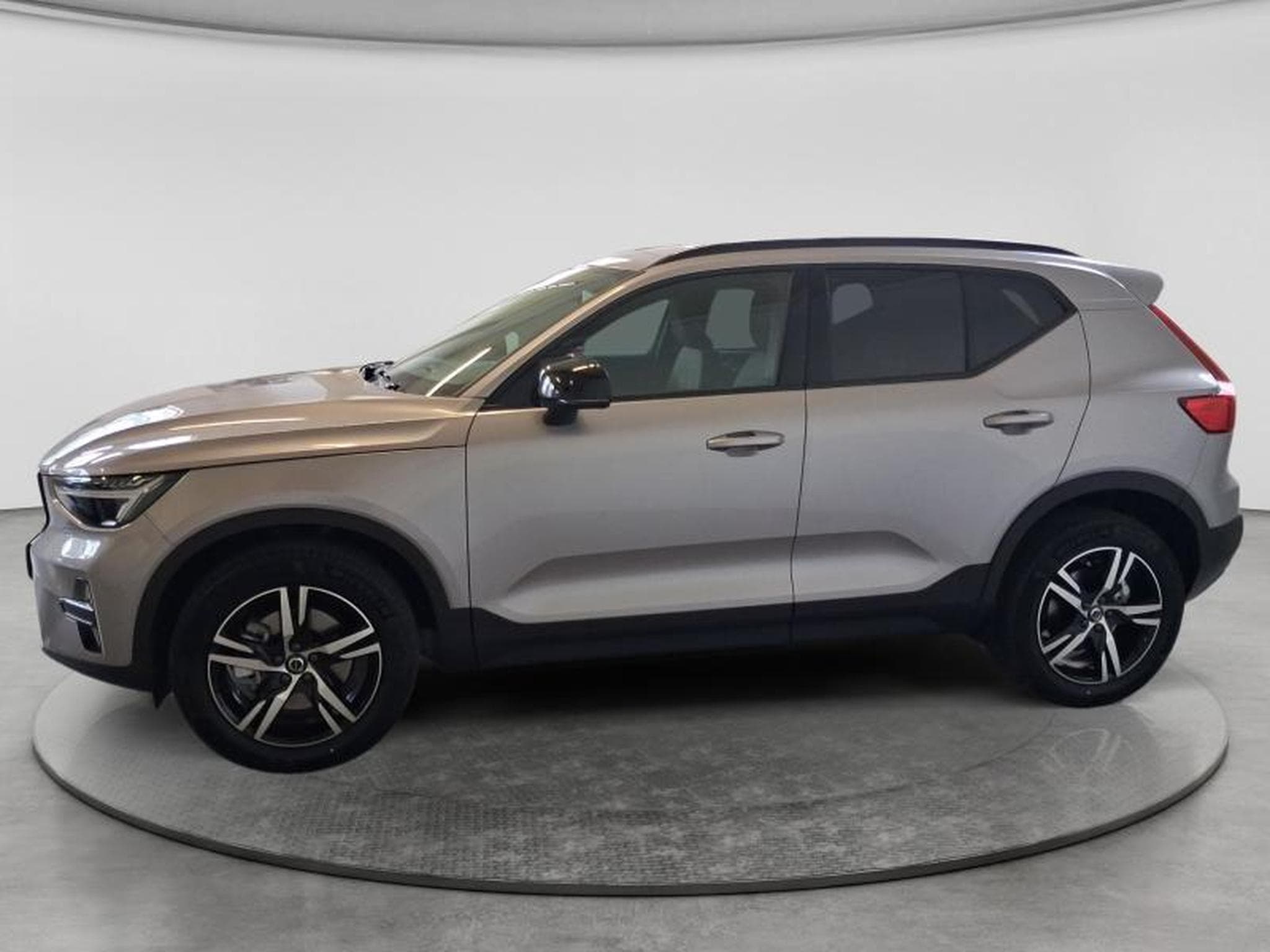 Volvo XC40 Dark (2026) - Foto 18