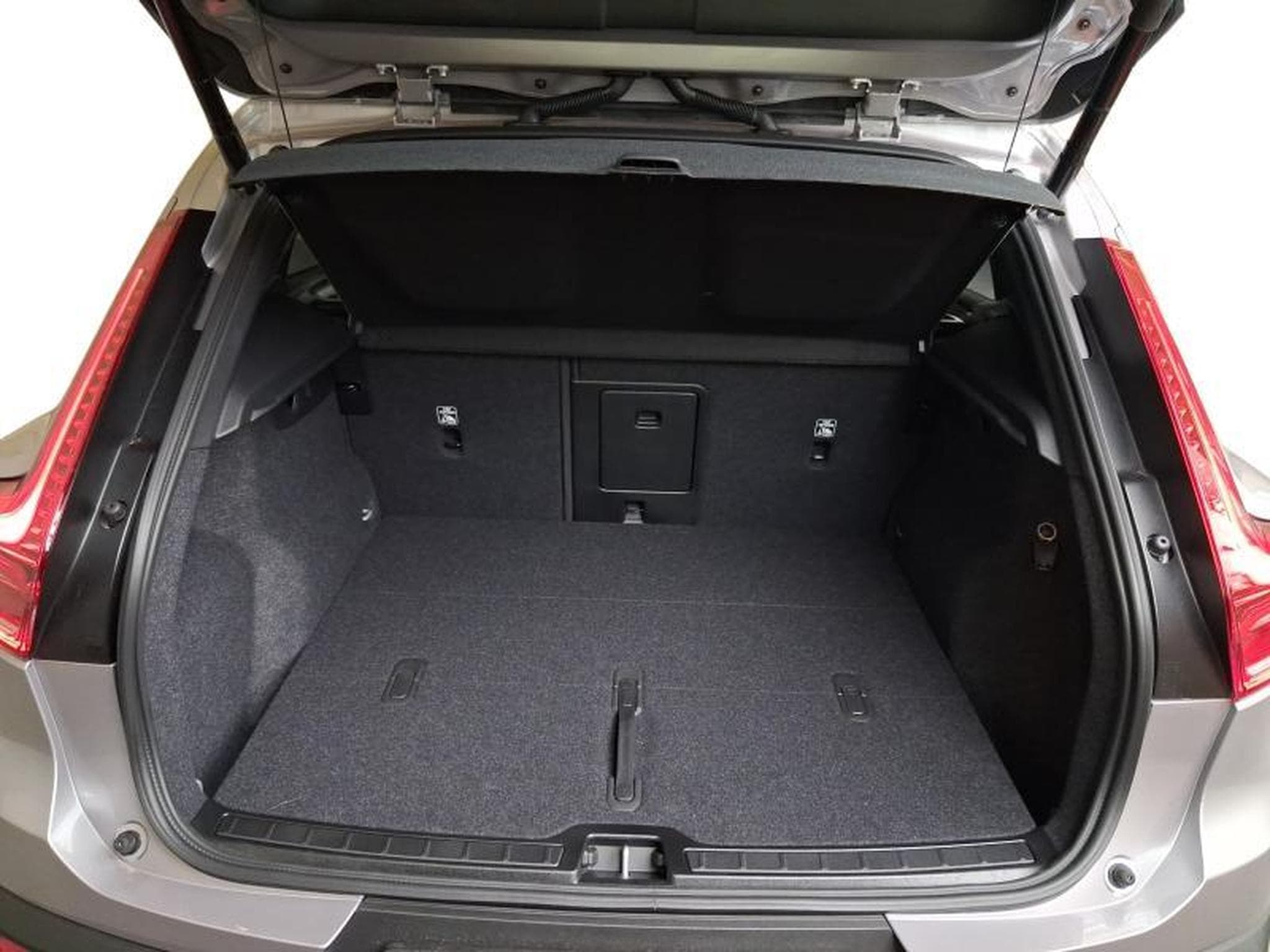 Volvo XC40 Dark (2026) - Foto 9