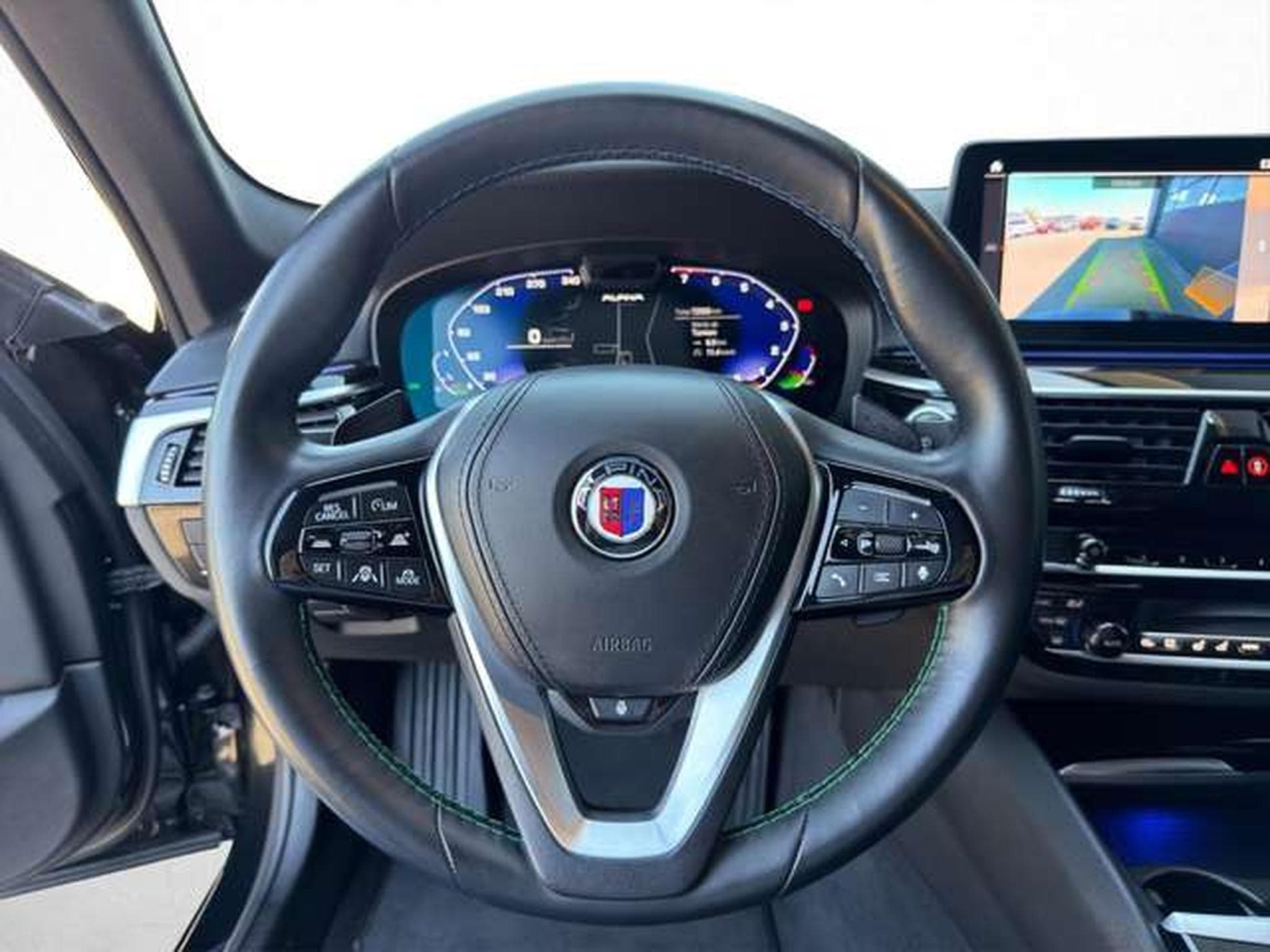 Alpina B5 Touring SWITCH-TRONIC Allrad Pano/HarmanKardo (2021) - Photo 10