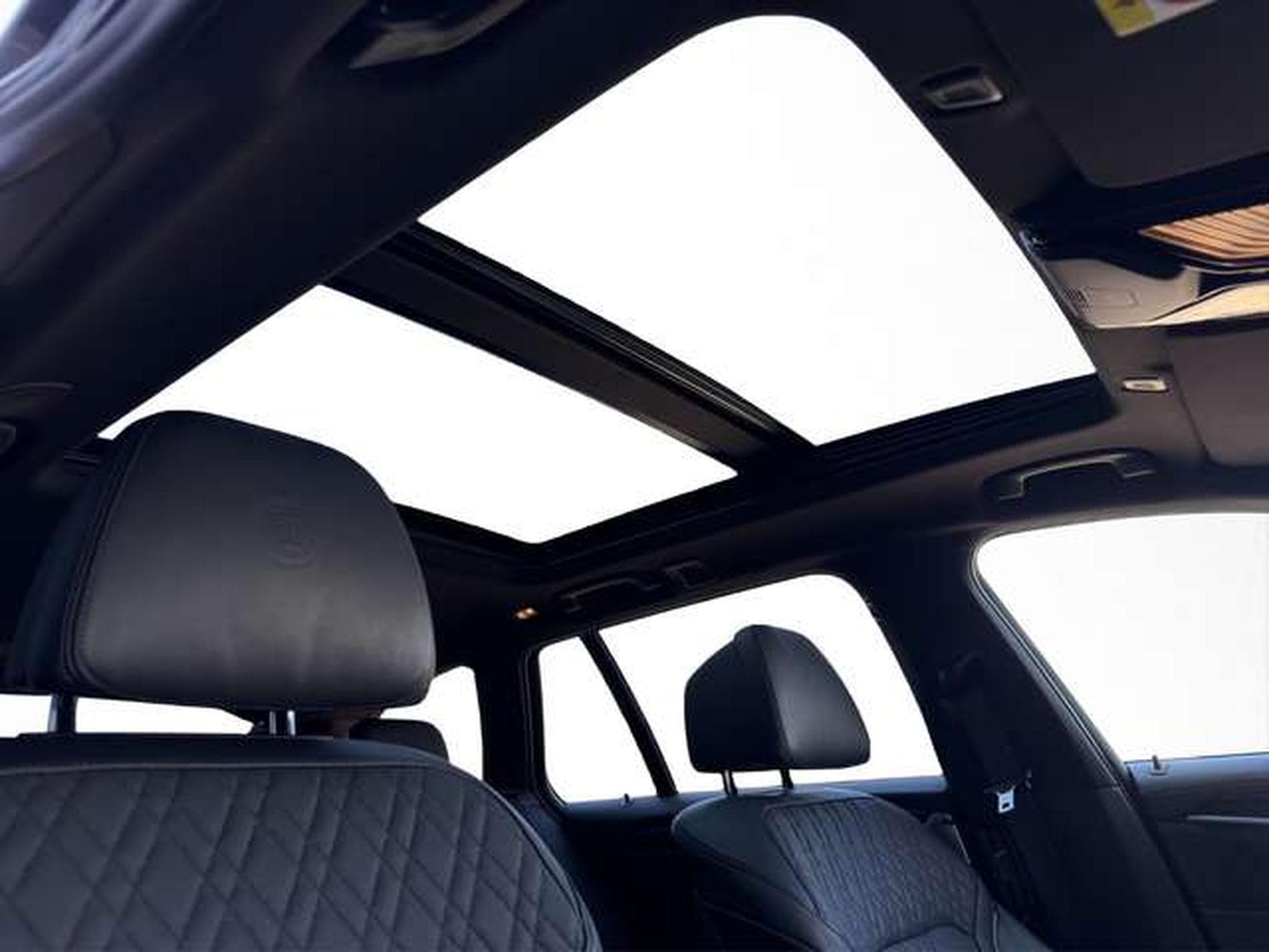 Alpina B5 Touring SWITCH-TRONIC Allrad Pano/HarmanKardo (2021) - Photo 20