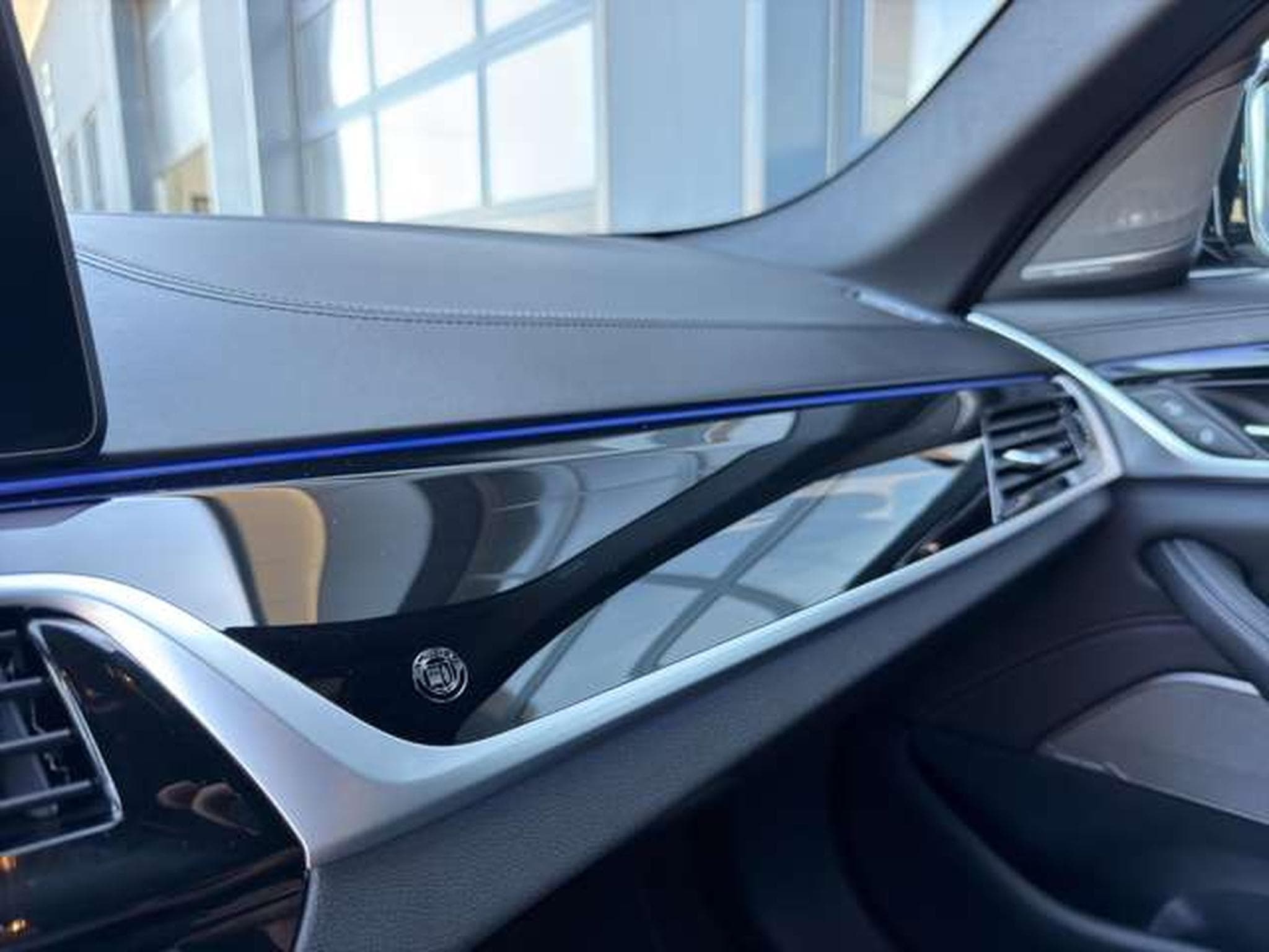 Alpina B5 Touring SWITCH-TRONIC Allrad Pano/HarmanKardo (2021) - Photo 29