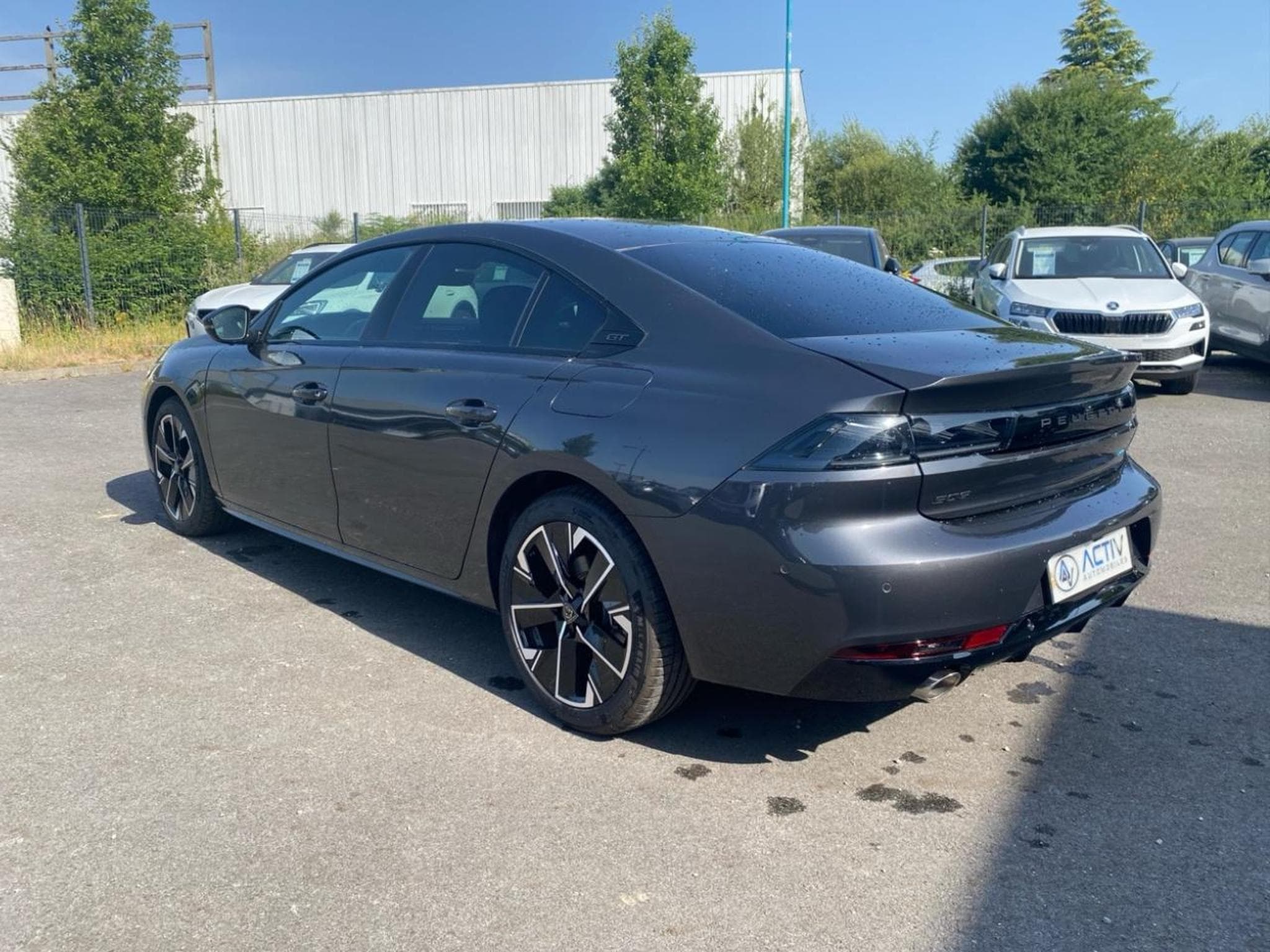Peugeot 508 HYBRID 225 GT E-EAT8 (2024) - Photo 7