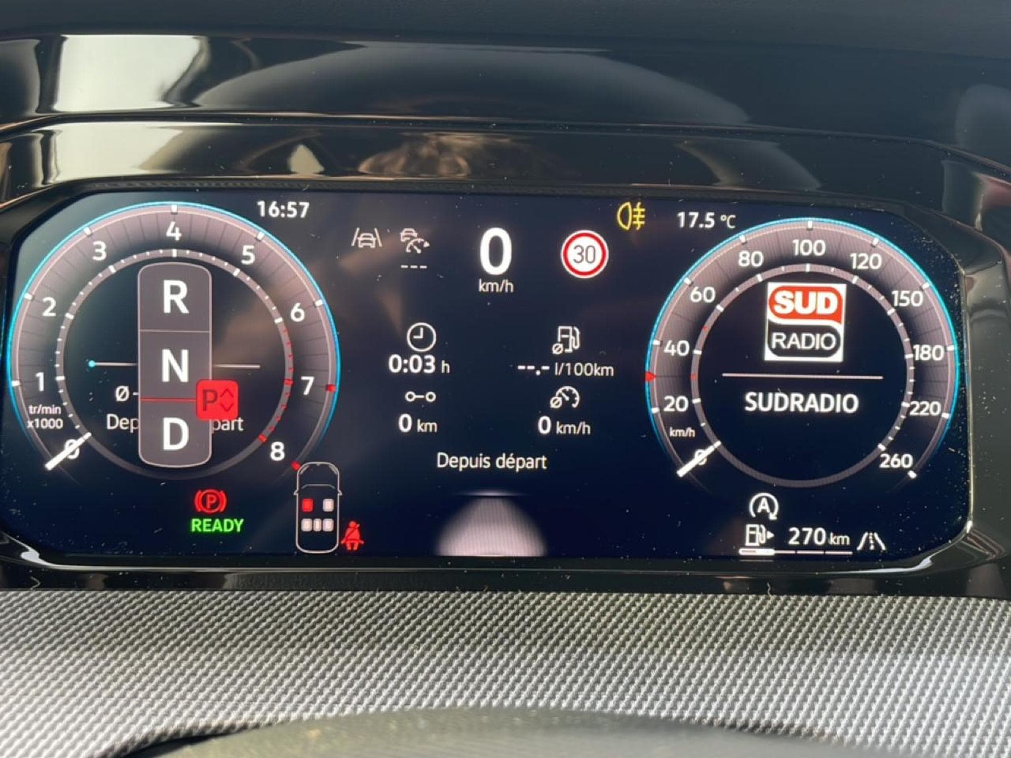 VW GOLF VIII 1.5 ETSI EVO2 150 R-LINE DSG7 (2026) - Photo 14