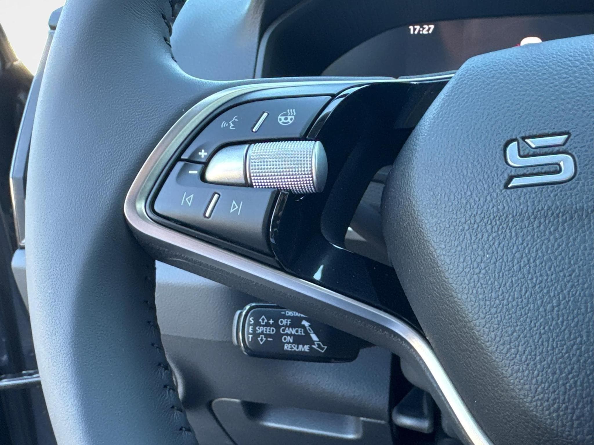 Skoda Karoq Selection (2026) - Photo 24