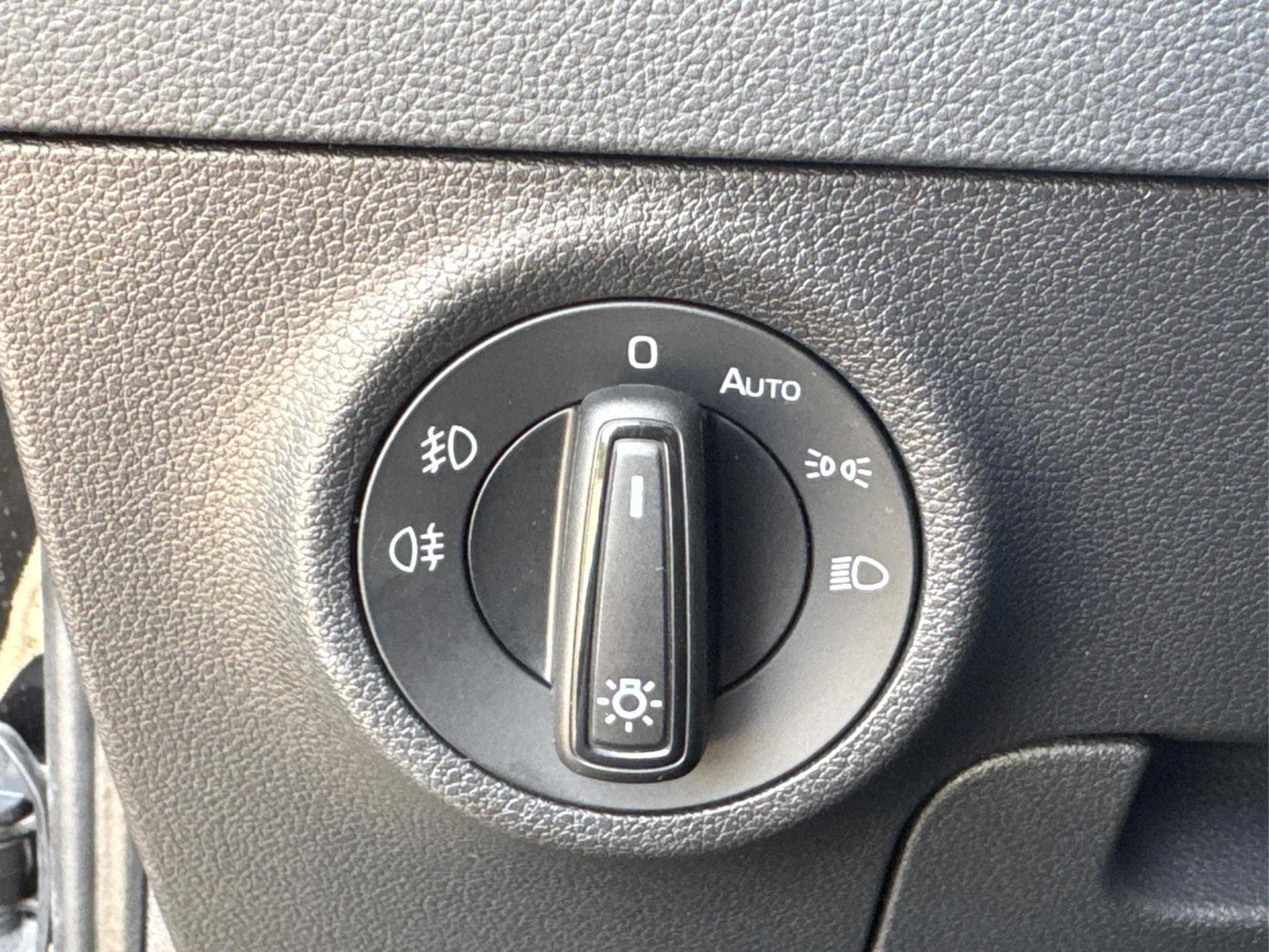 Skoda Karoq Selection (2026) - Foto 25