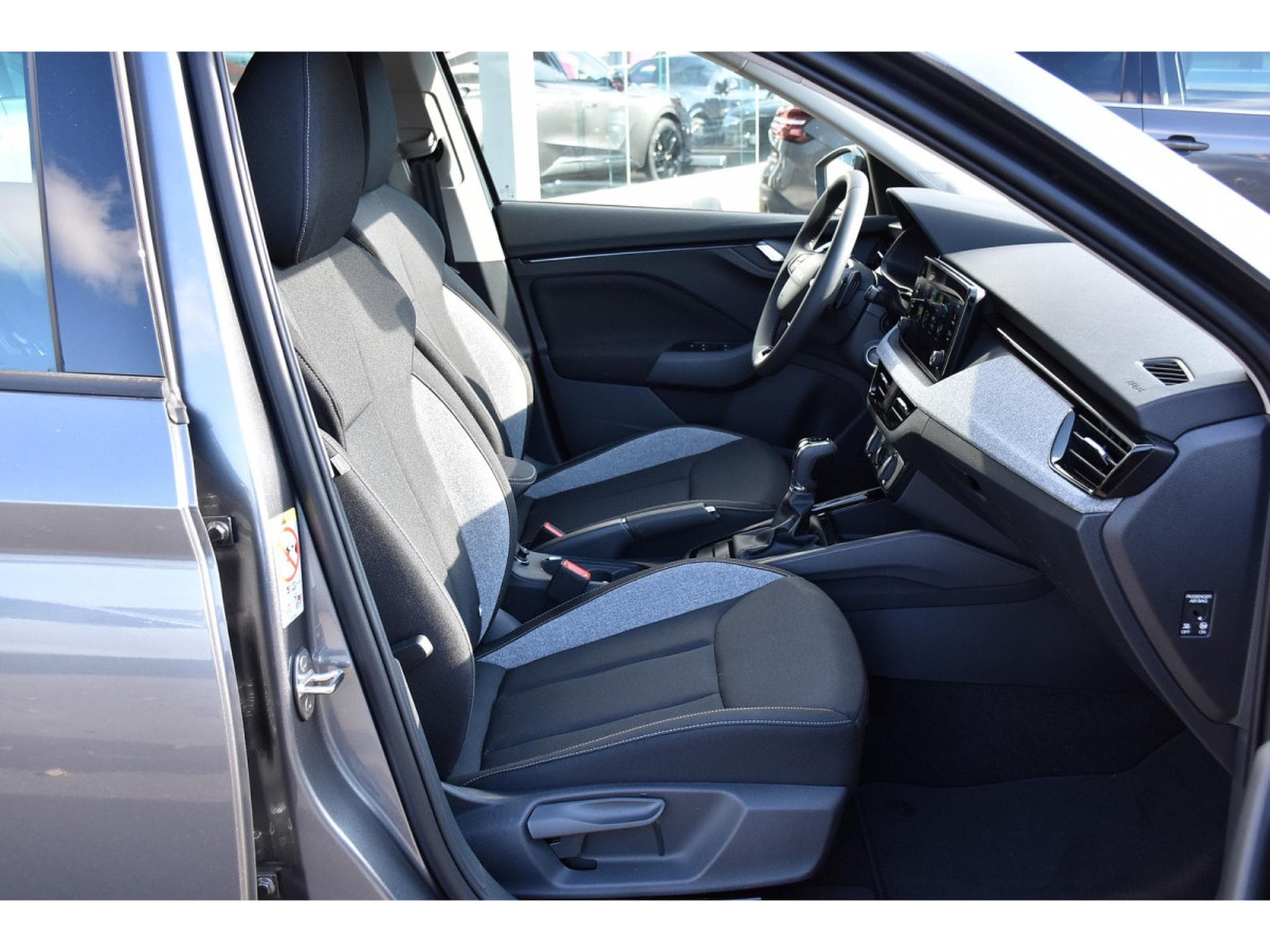Skoda Kamiq 1.0 TSI 116 DSG Selection REGUL SMARTLINK CAM KEYLESS NEUF (2025) - Photo 7
