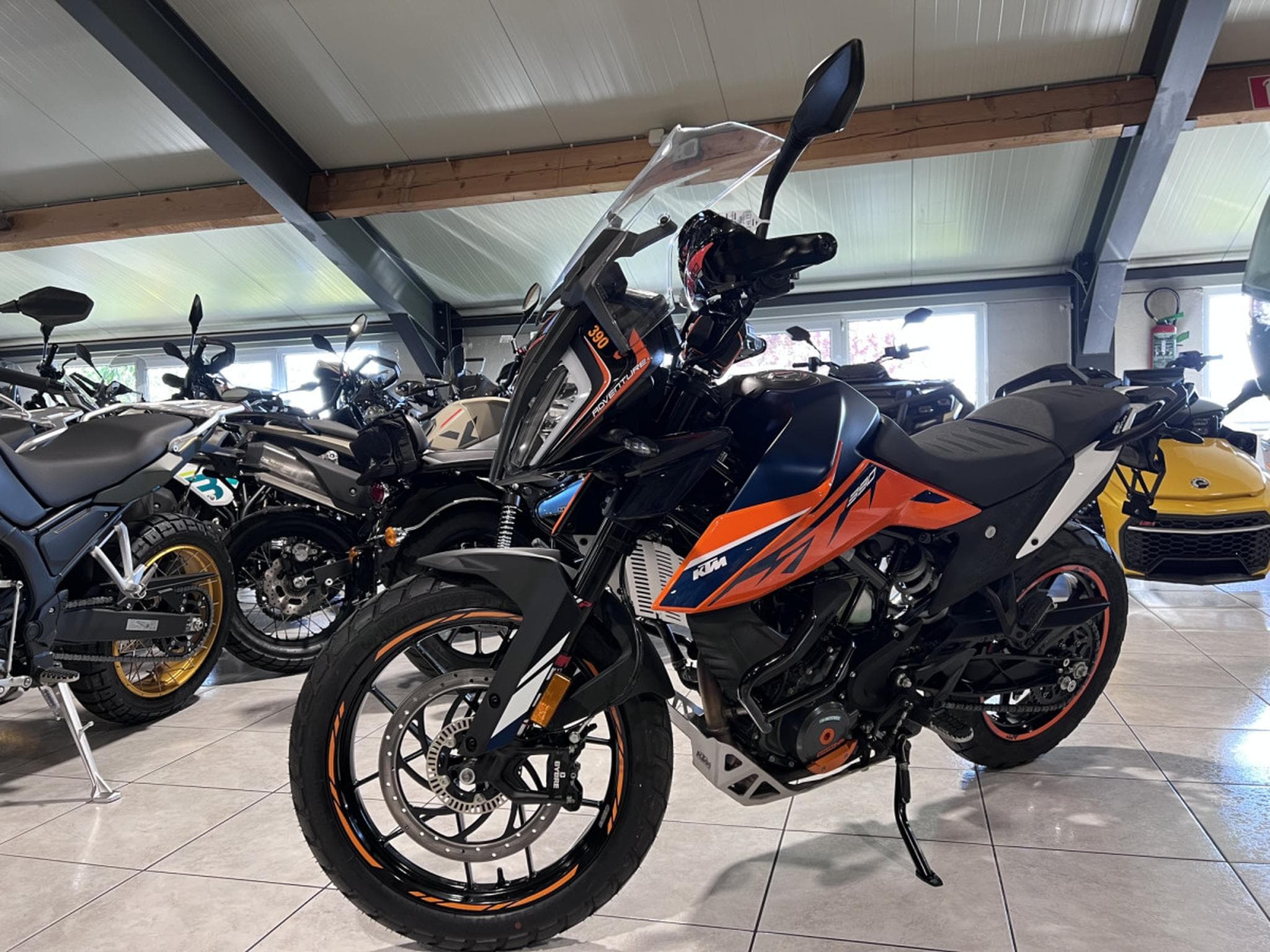 KTM 390 Duke + Roues off Road offerts (2024) - Photo 2