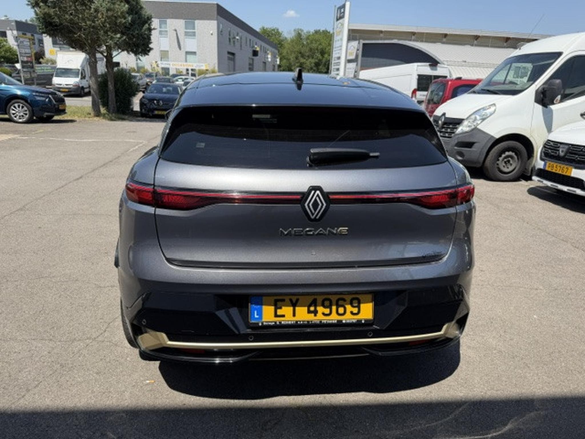 Renault Megane E-TECH ICONIC EV 60 (2022) - Photo 4