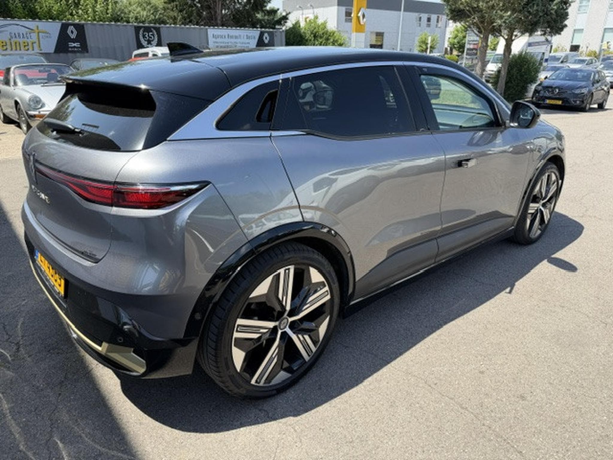Renault Megane E-TECH ICONIC EV 60 (2022) - Photo 5