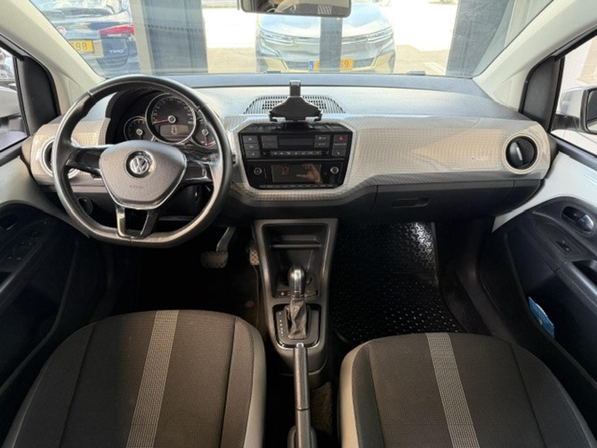 VW UP E-UP (2017) - Photo 7