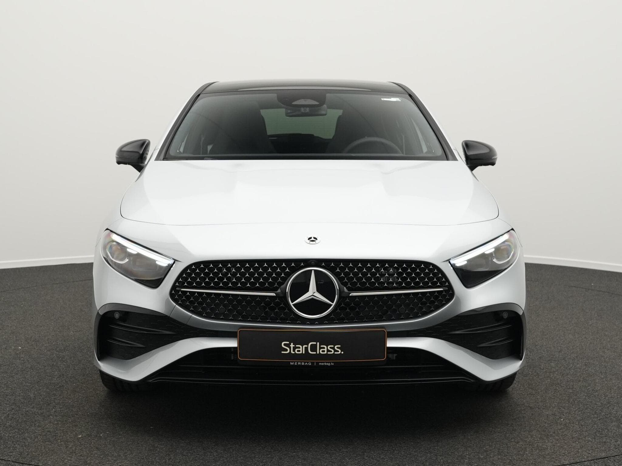 Mercedes A 250 e mit EQ Hybrid Technologie Pano+Multi+360°+Totw+Distr+19" (2026) - Foto 2