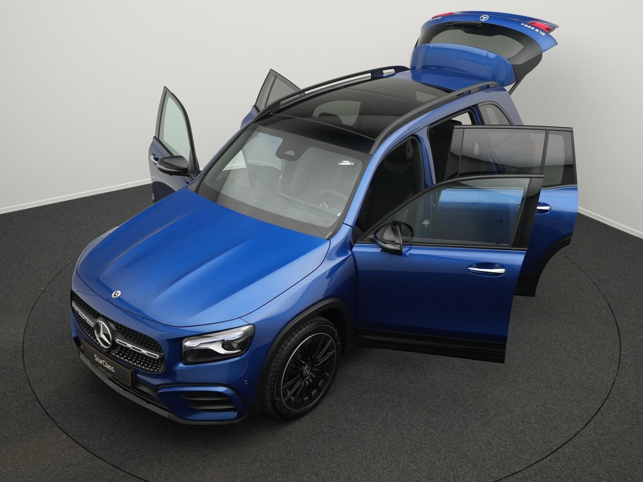 Mercedes GLB 220 d 4MATIC Multi+Pano+Distr+20"+360° (2025) - Foto 12